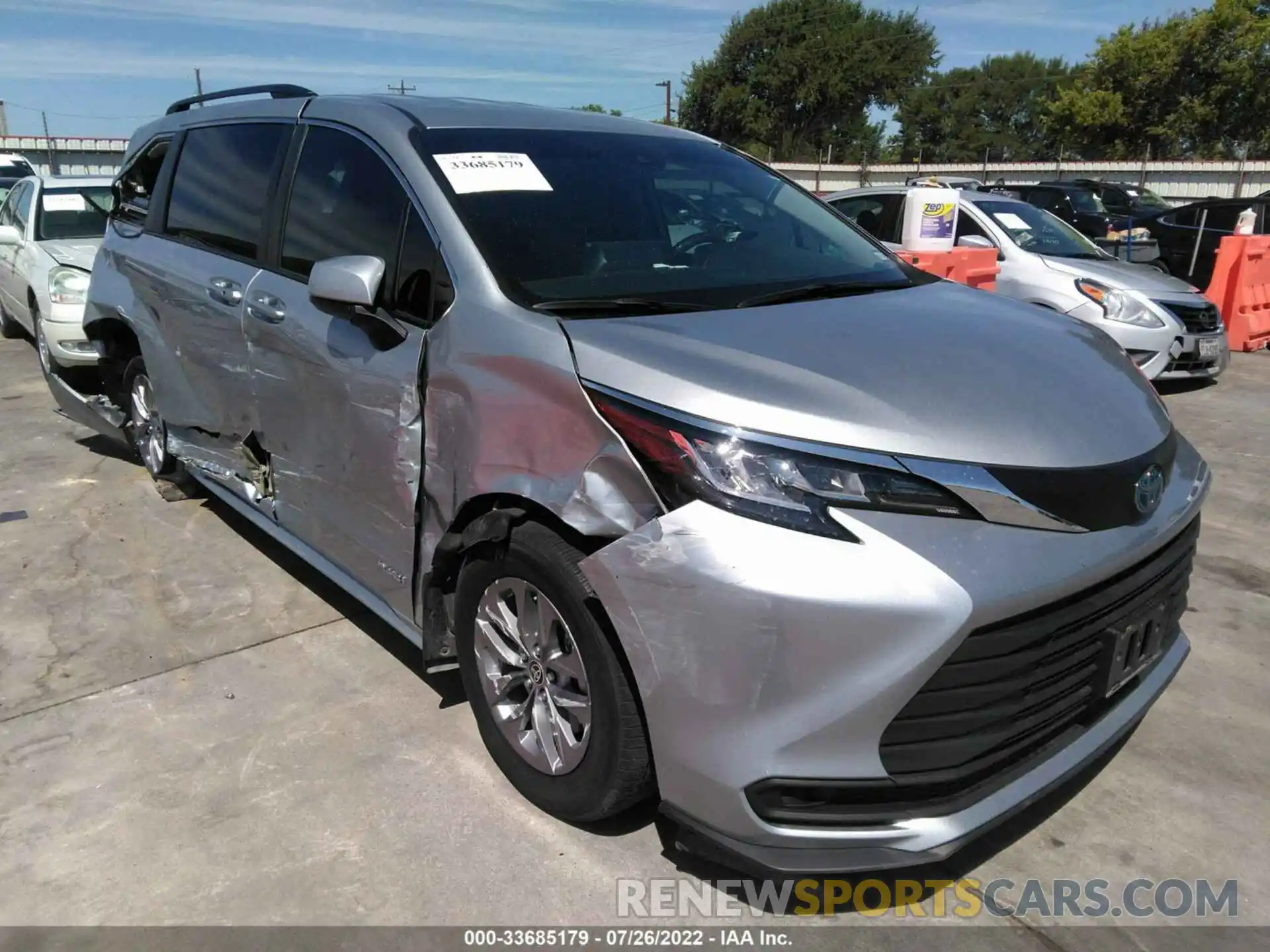 1 Photograph of a damaged car 5TDKRKEC4MS057334 TOYOTA SIENNA 2021