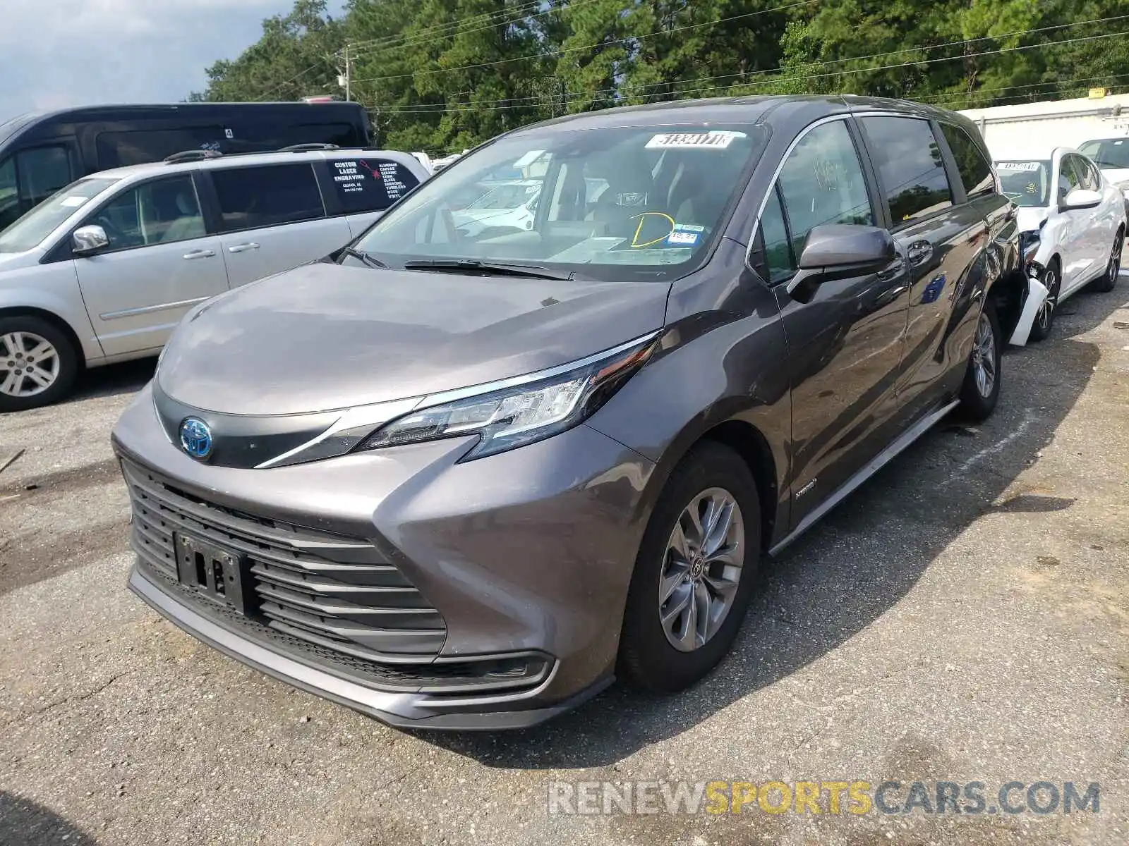 2 Photograph of a damaged car 5TDKRKEC5MS014850 TOYOTA SIENNA 2021