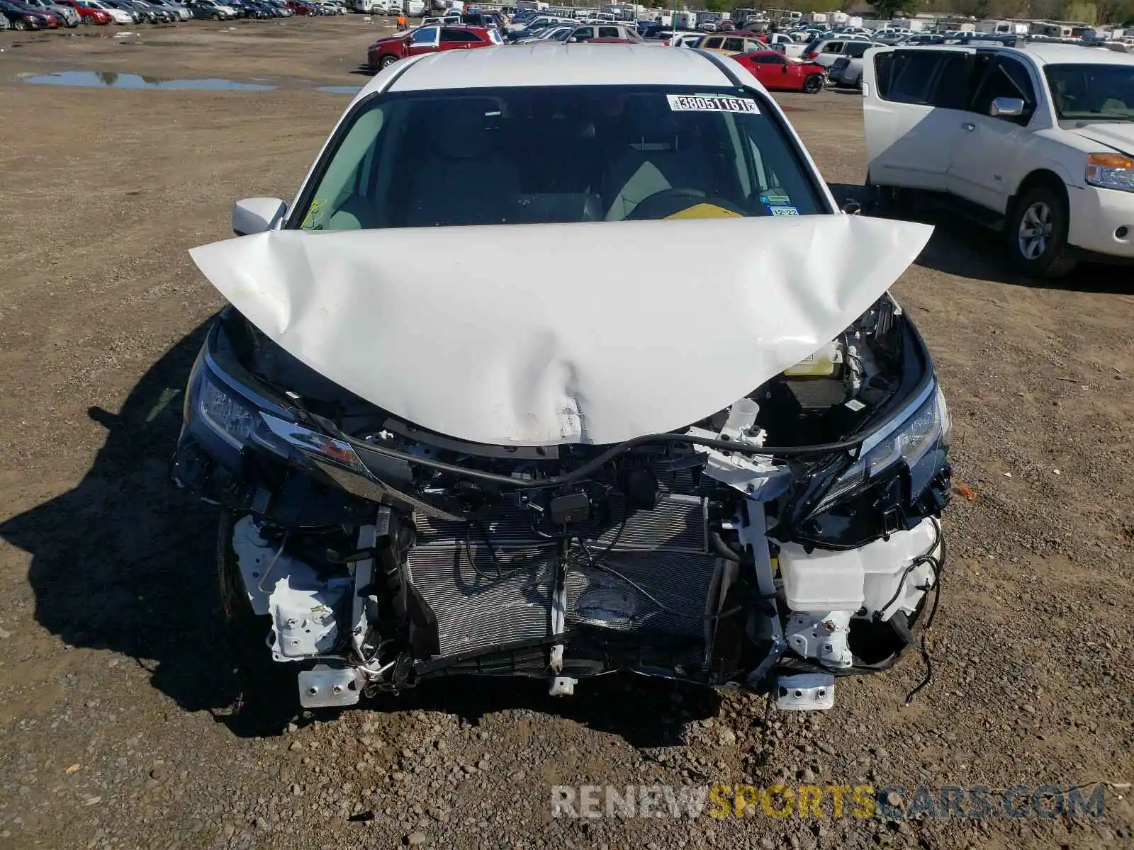 7 Photograph of a damaged car 5TDKRKEC5MS015951 TOYOTA SIENNA 2021