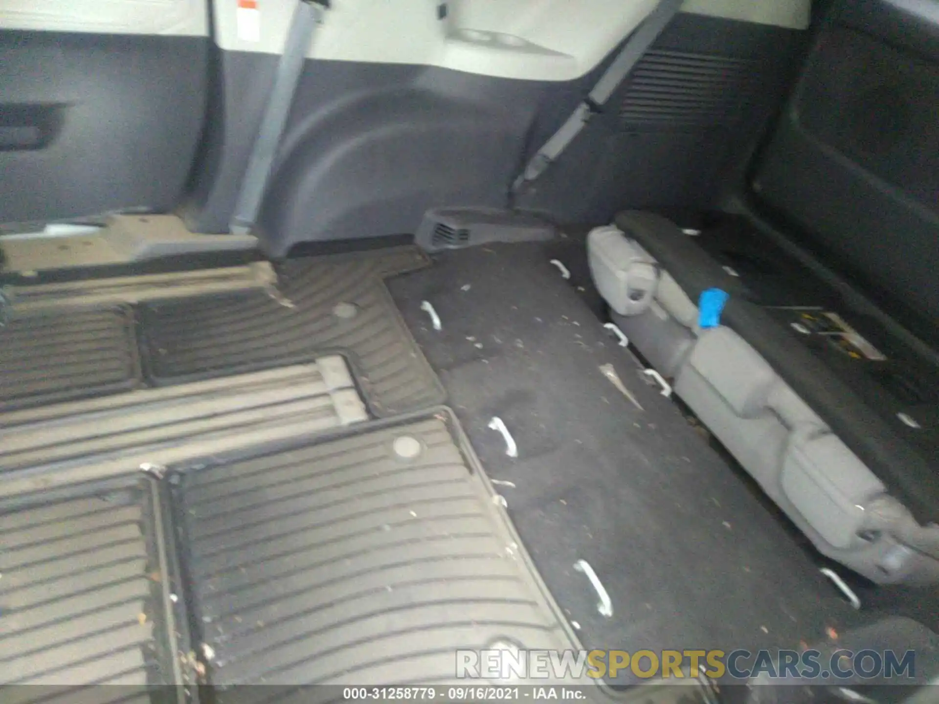 8 Фотография поврежденного автомобиля 5TDKRKEC5MS016145 TOYOTA SIENNA 2021