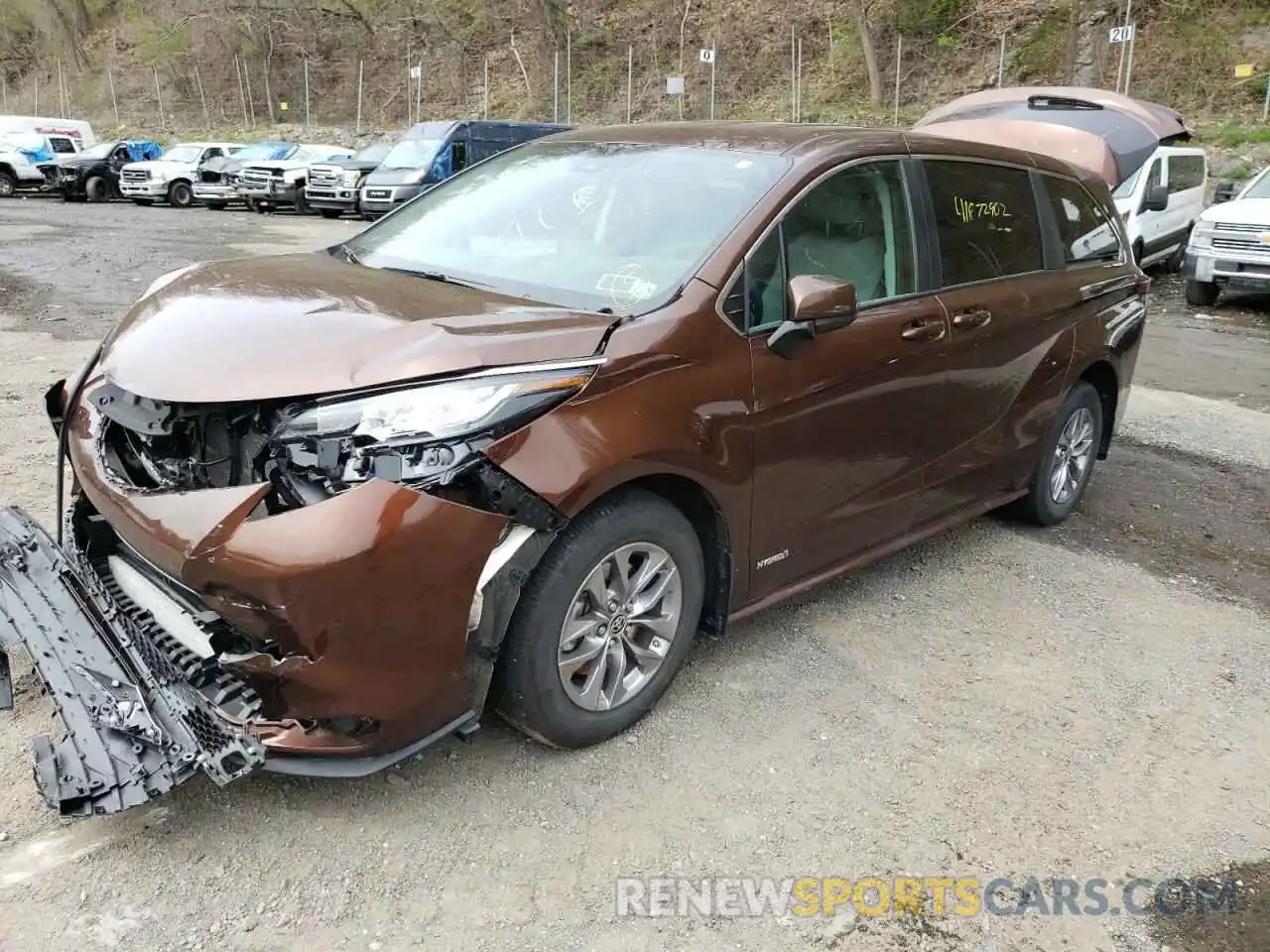 2 Фотография поврежденного автомобиля 5TDKRKEC5MS023967 TOYOTA SIENNA 2021