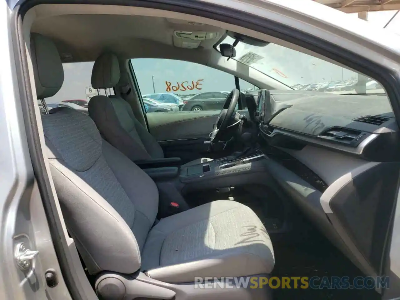 5 Photograph of a damaged car 5TDKRKEC5MS026139 TOYOTA SIENNA 2021