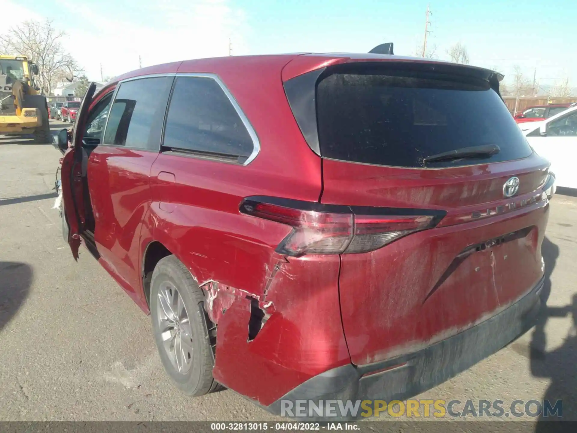 3 Фотография поврежденного автомобиля 5TDKRKEC5MS028747 TOYOTA SIENNA 2021