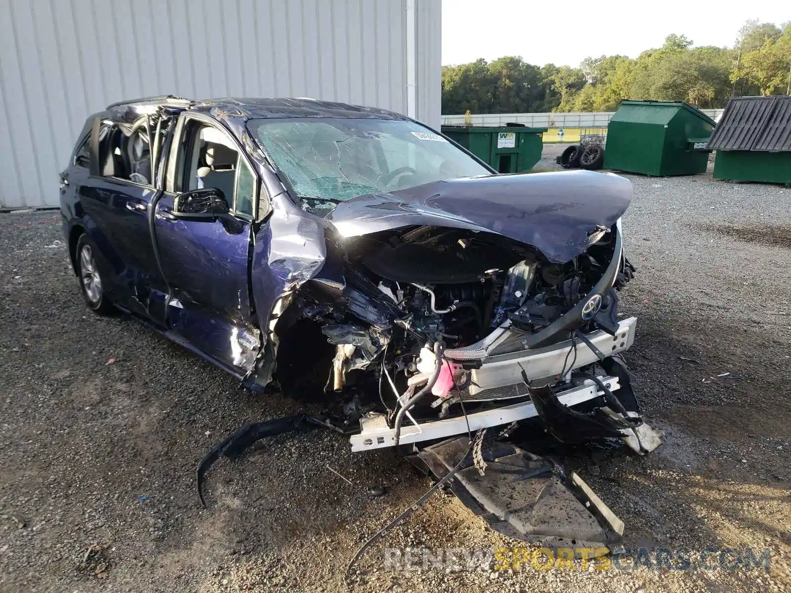 1 Photograph of a damaged car 5TDKRKEC5MS036637 TOYOTA SIENNA 2021