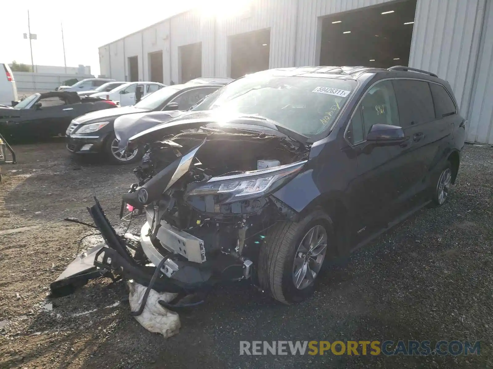 2 Photograph of a damaged car 5TDKRKEC5MS036637 TOYOTA SIENNA 2021