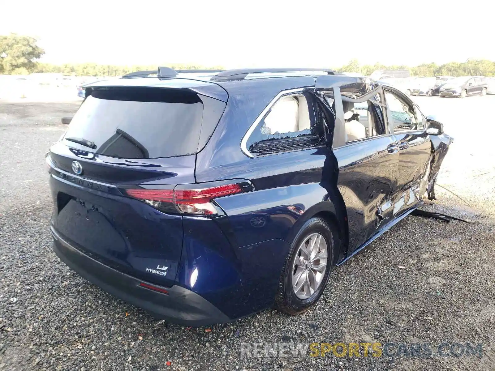 4 Фотография поврежденного автомобиля 5TDKRKEC5MS036637 TOYOTA SIENNA 2021