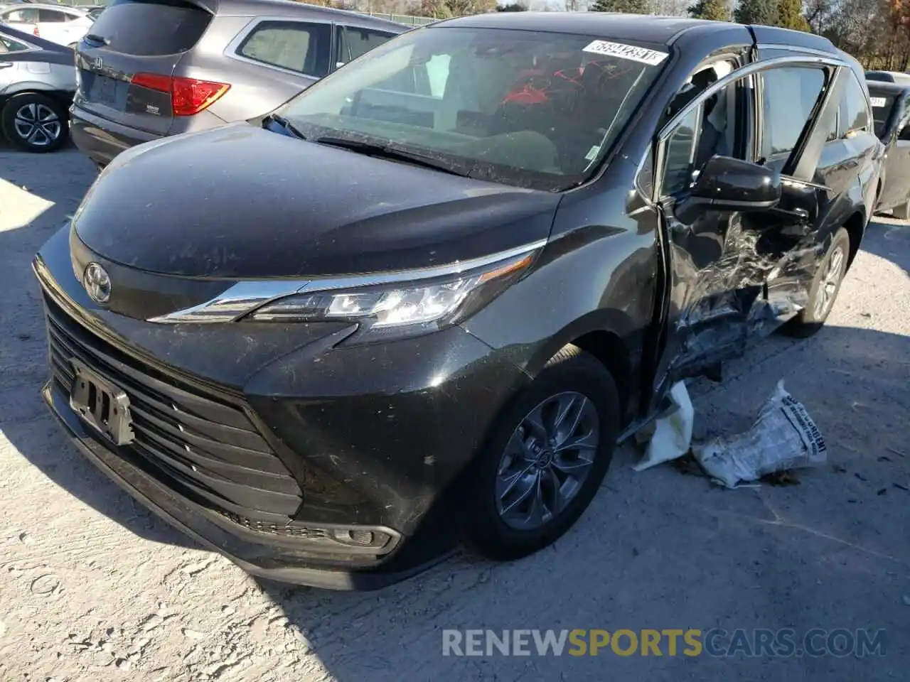 2 Photograph of a damaged car 5TDKRKEC5MS037061 TOYOTA SIENNA 2021