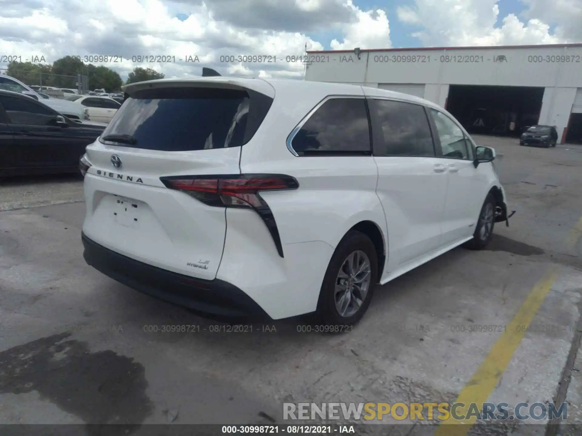 4 Фотография поврежденного автомобиля 5TDKRKEC5MS042549 TOYOTA SIENNA 2021