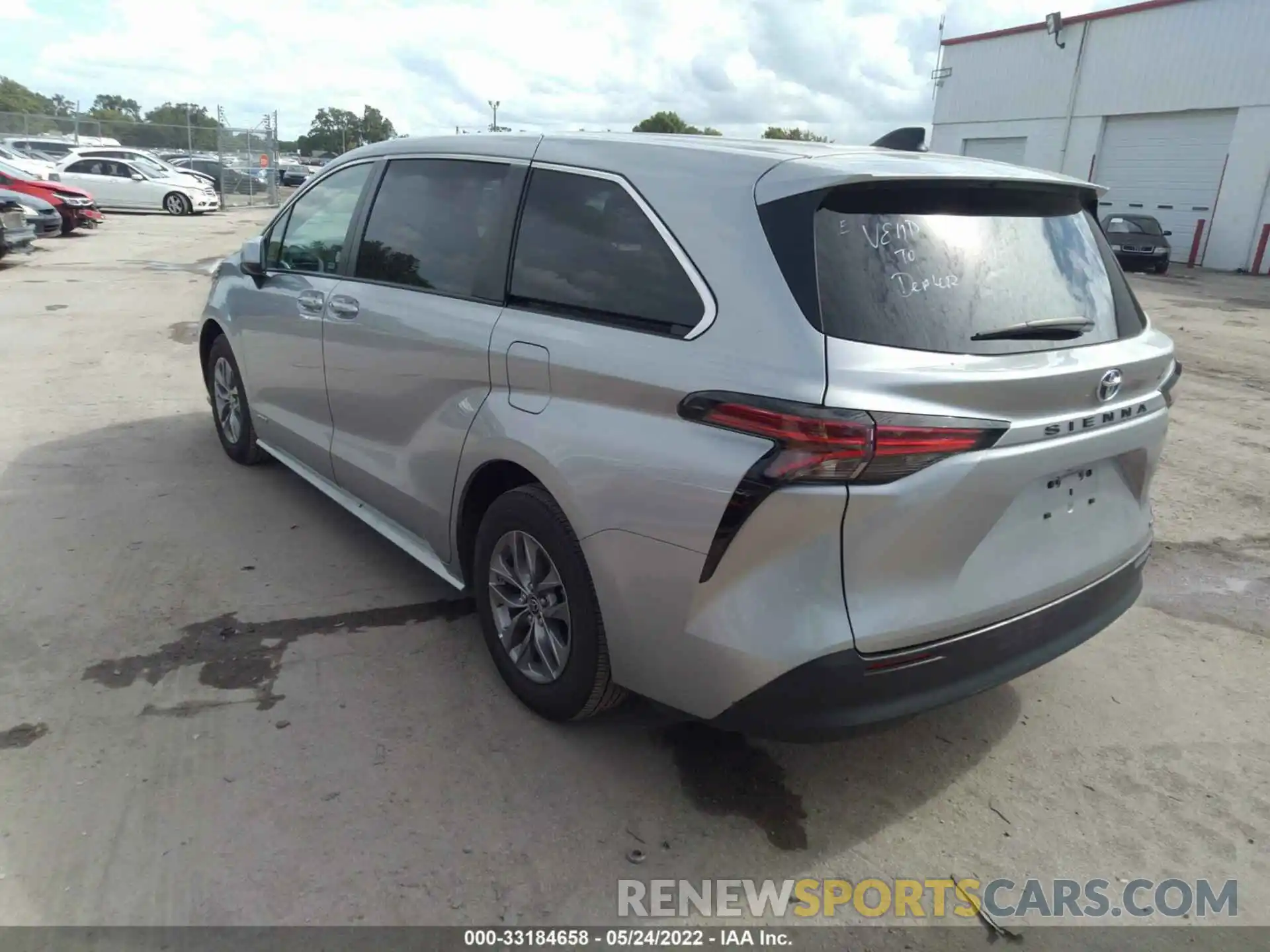 3 Фотография поврежденного автомобиля 5TDKRKEC5MS043376 TOYOTA SIENNA 2021