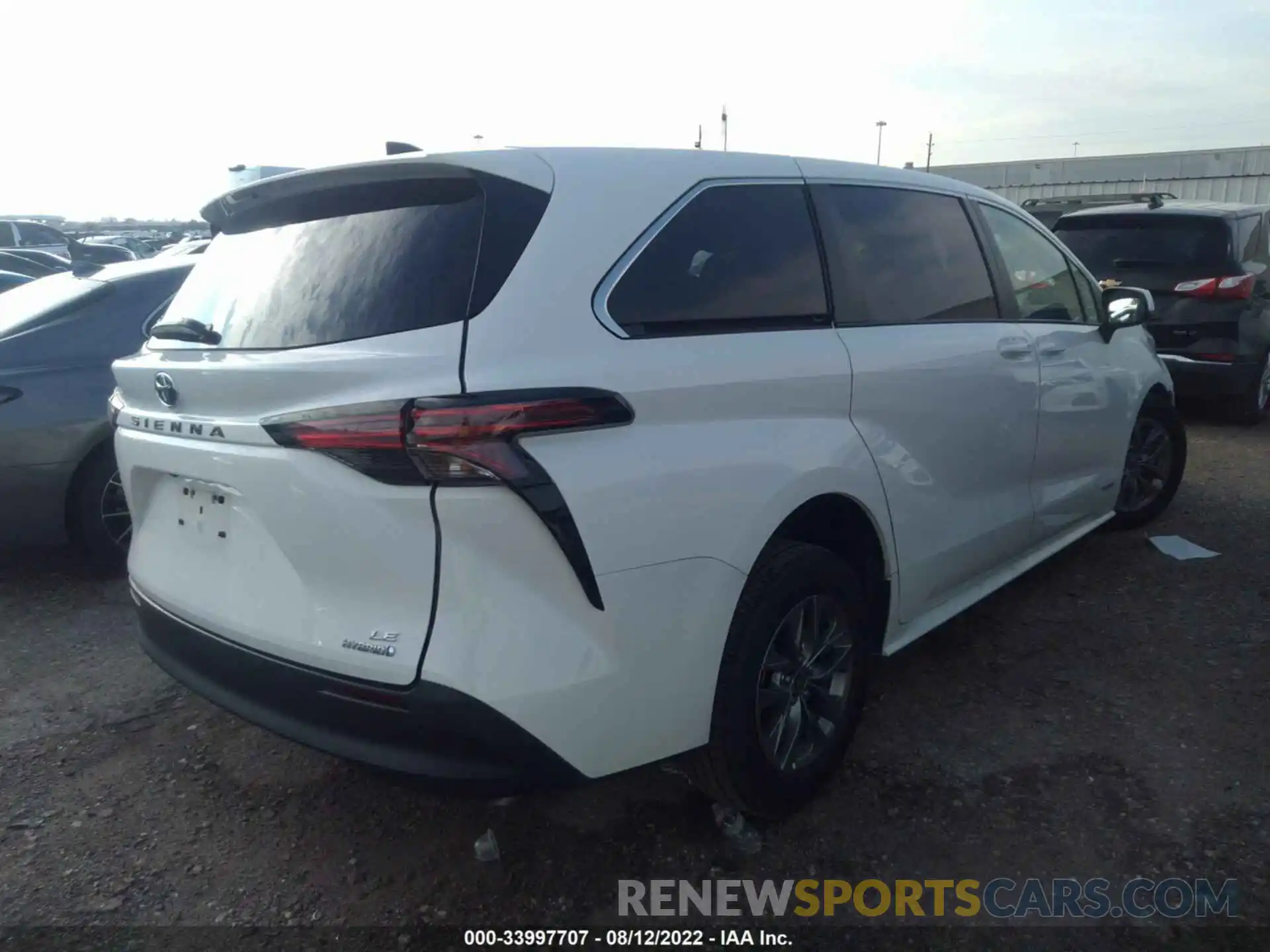 4 Фотография поврежденного автомобиля 5TDKRKEC5MS045936 TOYOTA SIENNA 2021