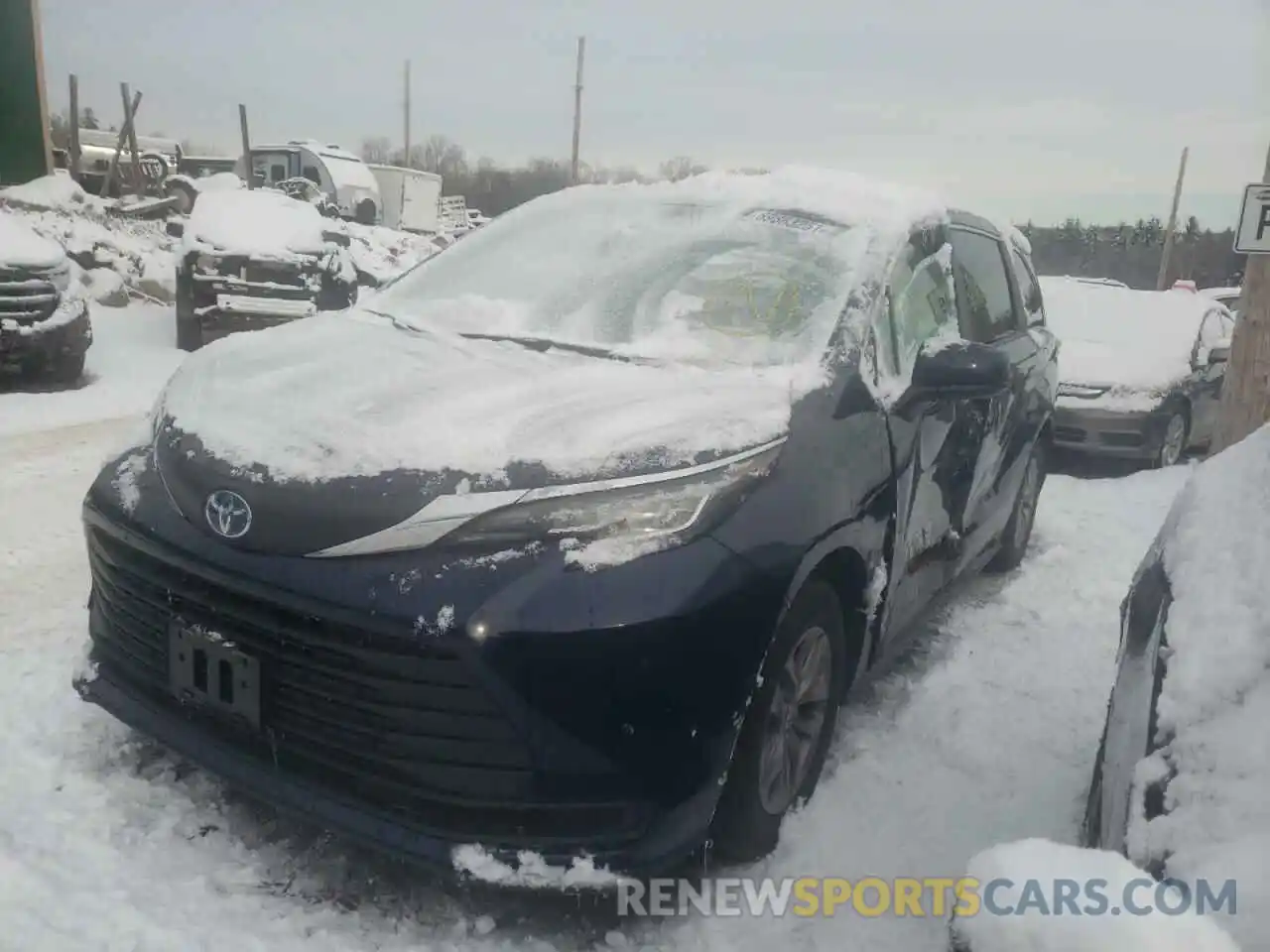 2 Photograph of a damaged car 5TDKRKEC6MS003596 TOYOTA SIENNA 2021