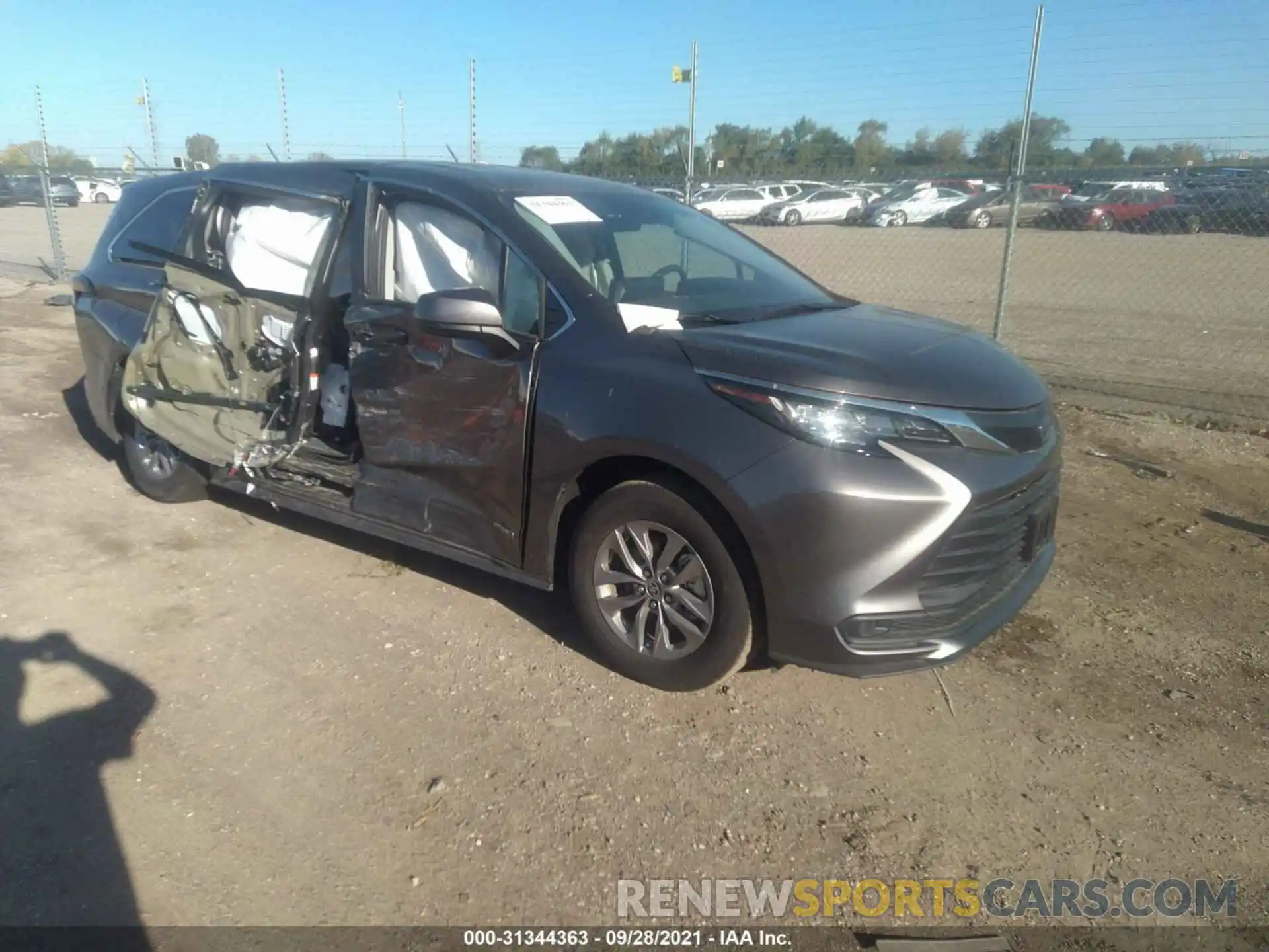 1 Photograph of a damaged car 5TDKRKEC6MS010189 TOYOTA SIENNA 2021