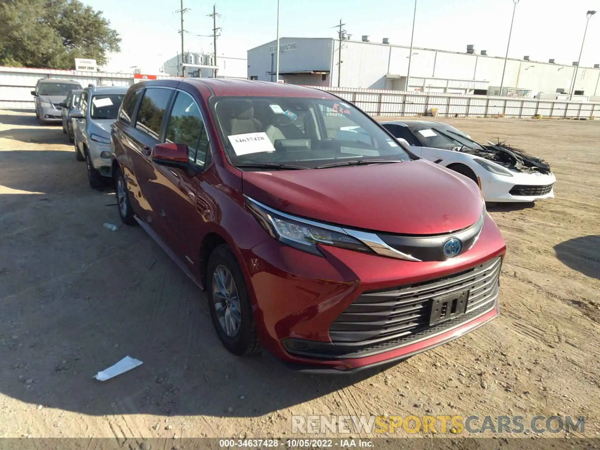 1 Photograph of a damaged car 5TDKRKEC6MS029079 TOYOTA SIENNA 2021