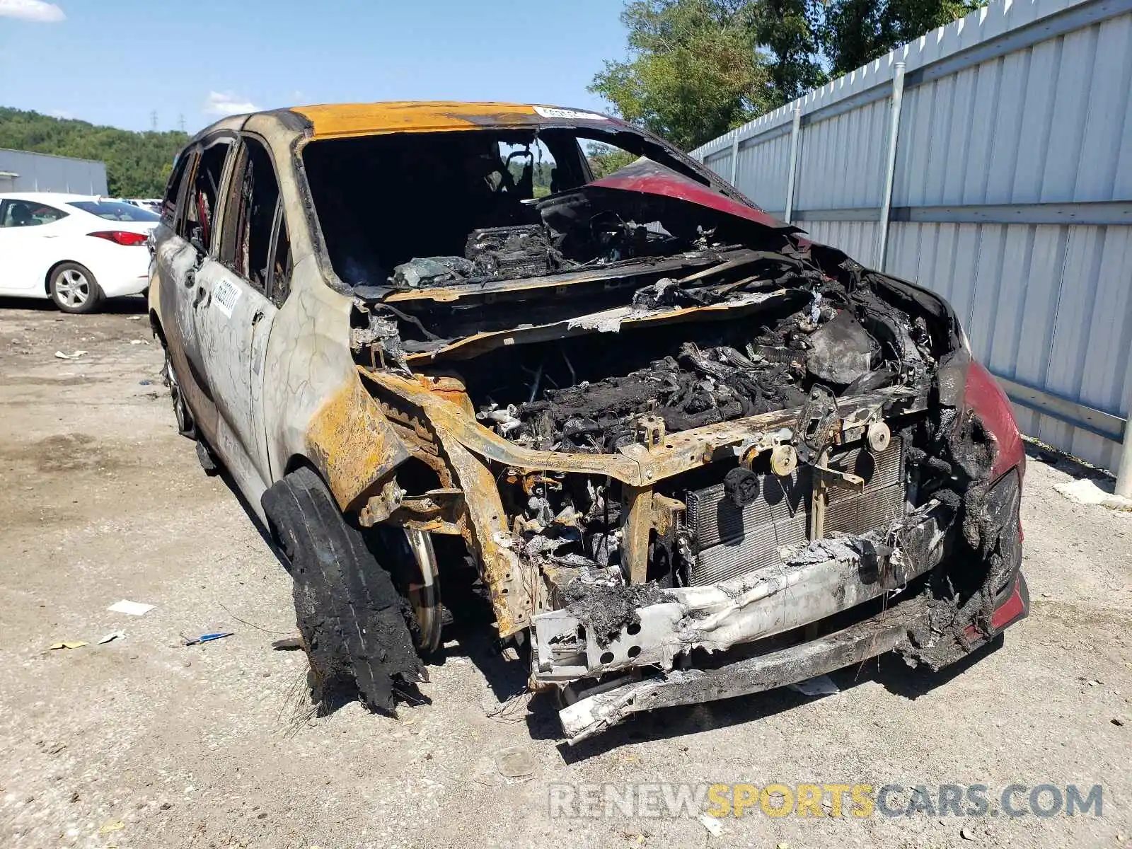 1 Photograph of a damaged car 5TDKRKEC6MS039921 TOYOTA SIENNA 2021