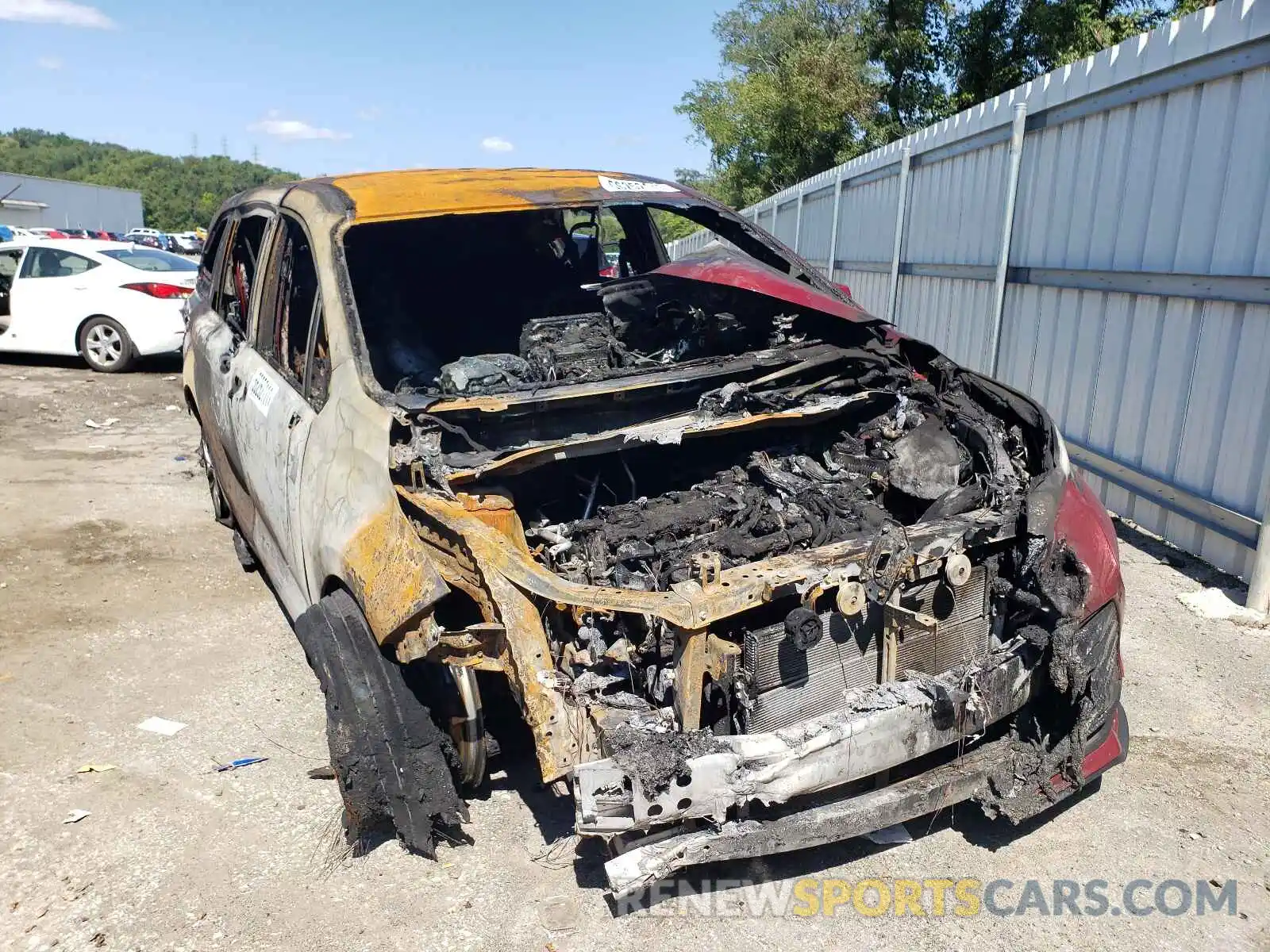 9 Photograph of a damaged car 5TDKRKEC6MS039921 TOYOTA SIENNA 2021