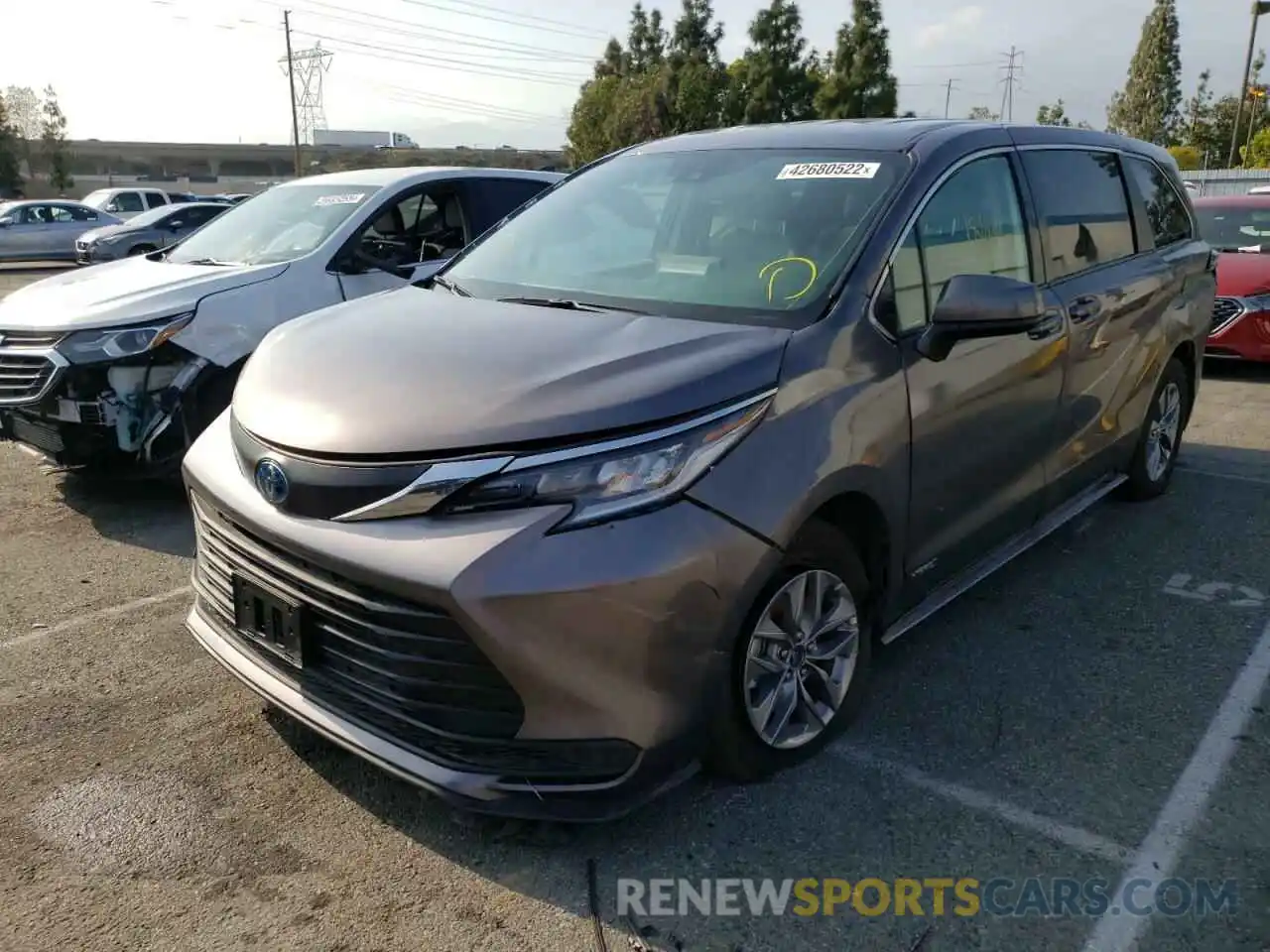 2 Фотография поврежденного автомобиля 5TDKRKEC6MS042575 TOYOTA SIENNA 2021