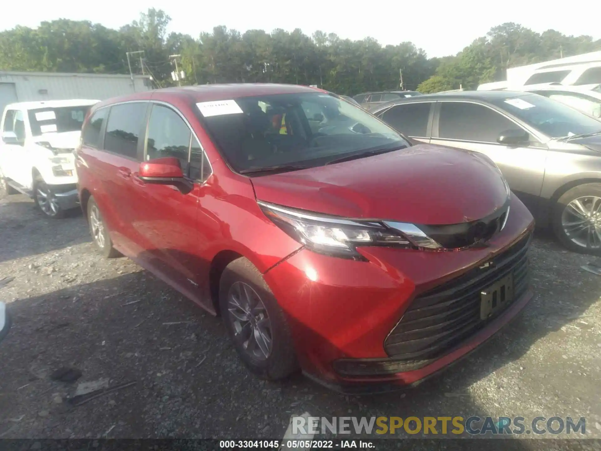 1 Photograph of a damaged car 5TDKRKEC6MS045573 TOYOTA SIENNA 2021