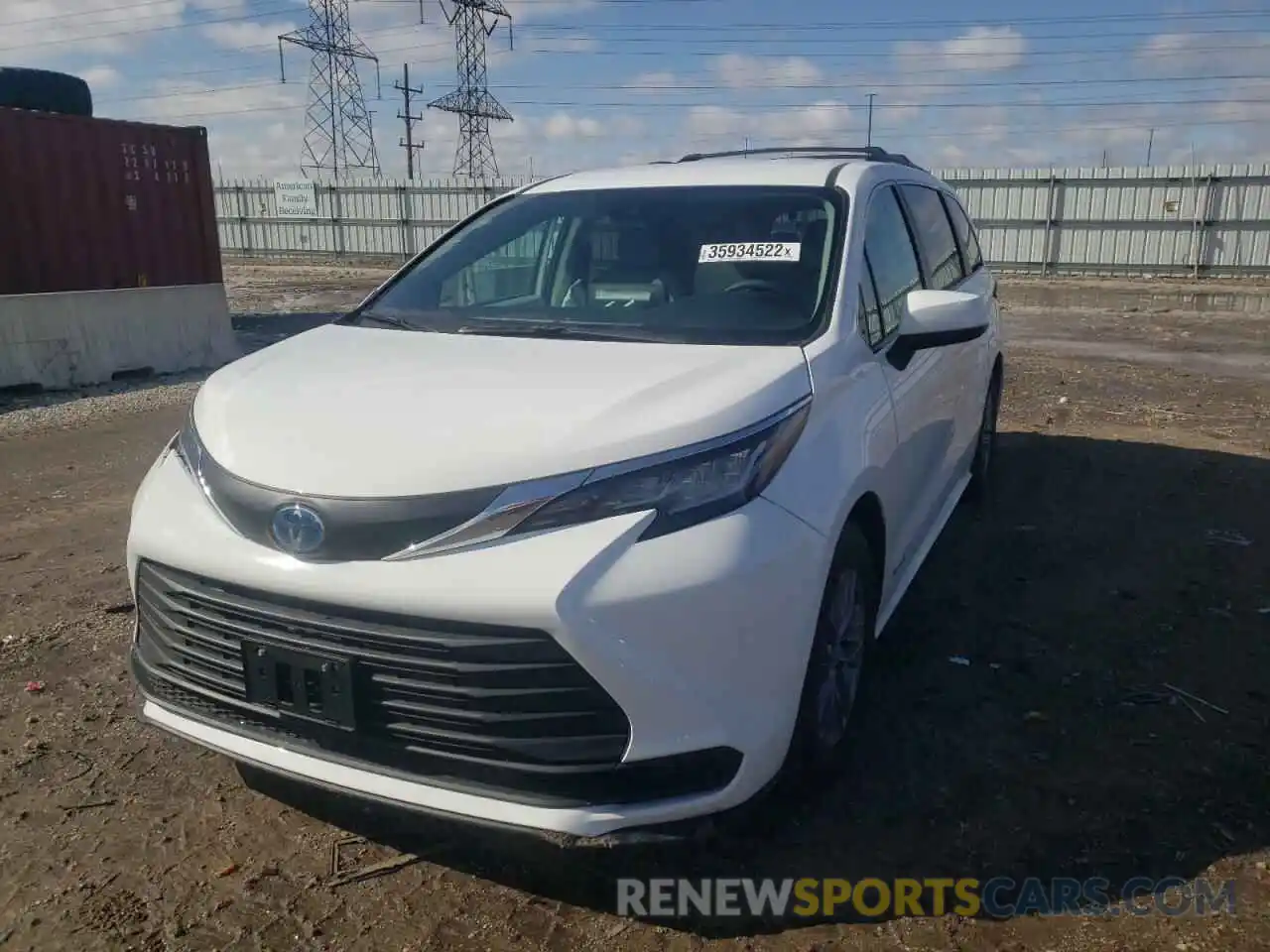 2 Photograph of a damaged car 5TDKRKEC6MS072918 TOYOTA SIENNA 2021