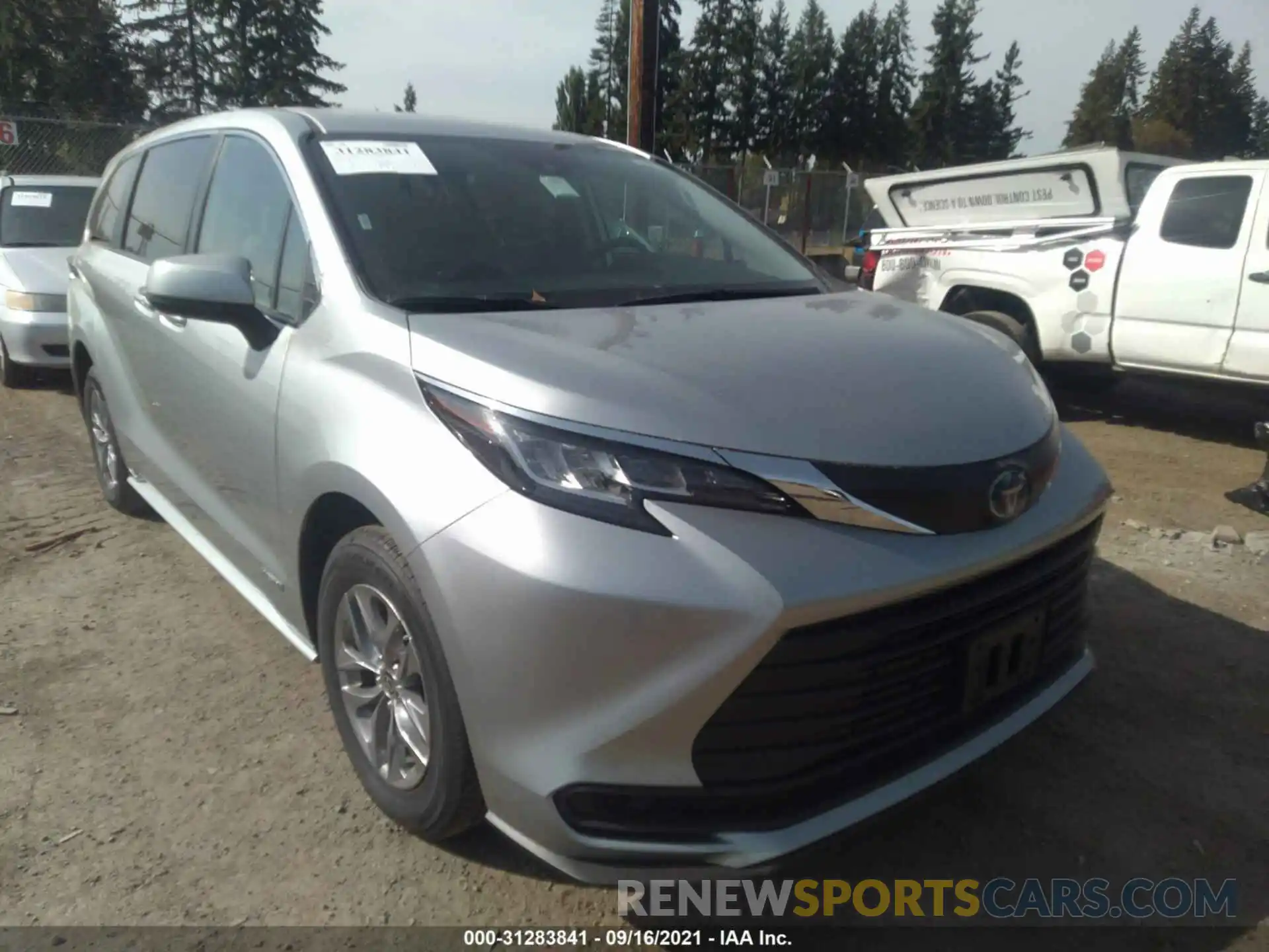 1 Photograph of a damaged car 5TDKRKEC7MS018236 TOYOTA SIENNA 2021