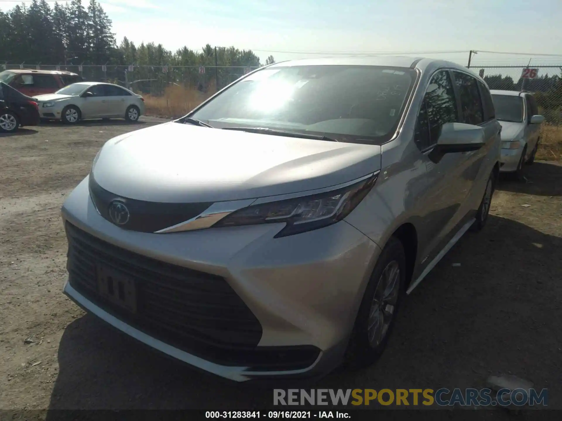 2 Photograph of a damaged car 5TDKRKEC7MS018236 TOYOTA SIENNA 2021