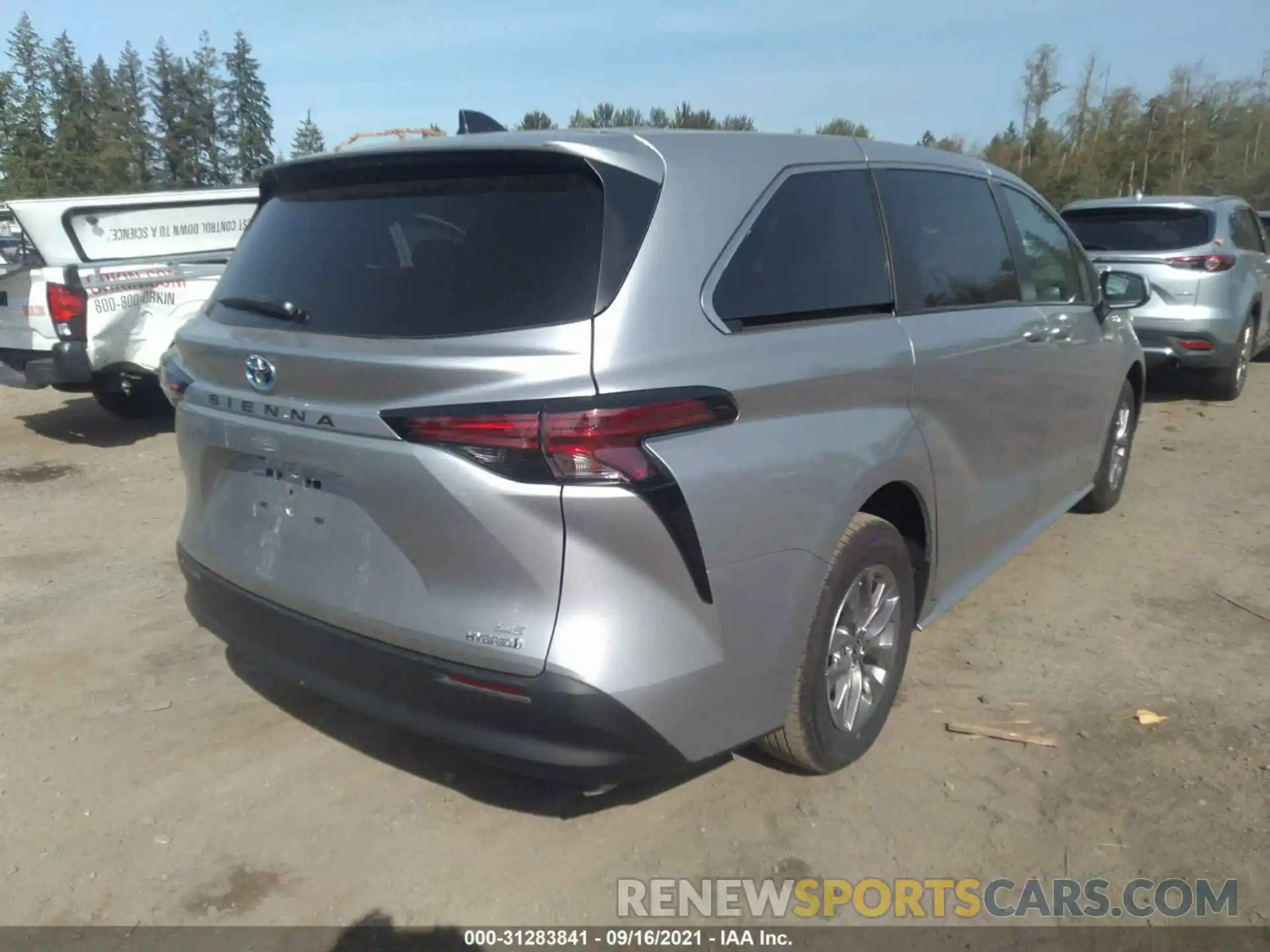 4 Фотография поврежденного автомобиля 5TDKRKEC7MS018236 TOYOTA SIENNA 2021