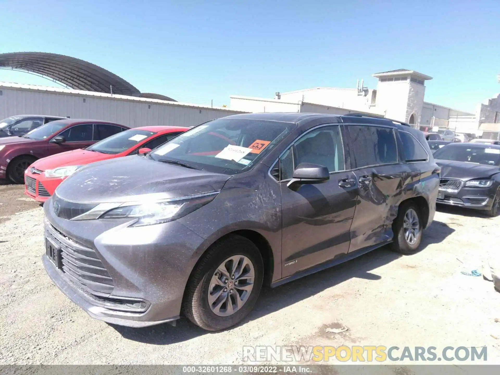 2 Photograph of a damaged car 5TDKRKEC7MS019371 TOYOTA SIENNA 2021