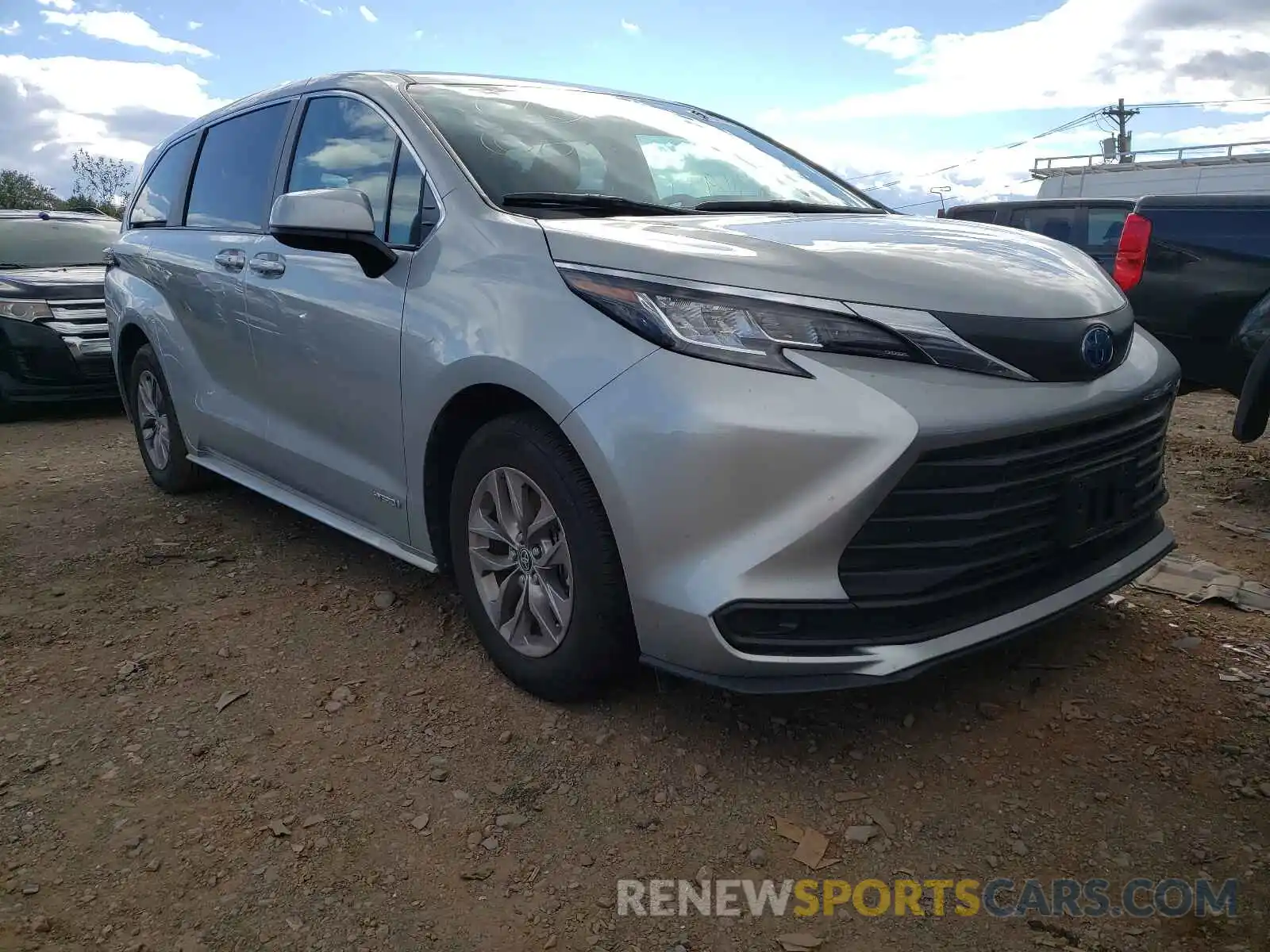 1 Photograph of a damaged car 5TDKRKEC7MS023906 TOYOTA SIENNA 2021