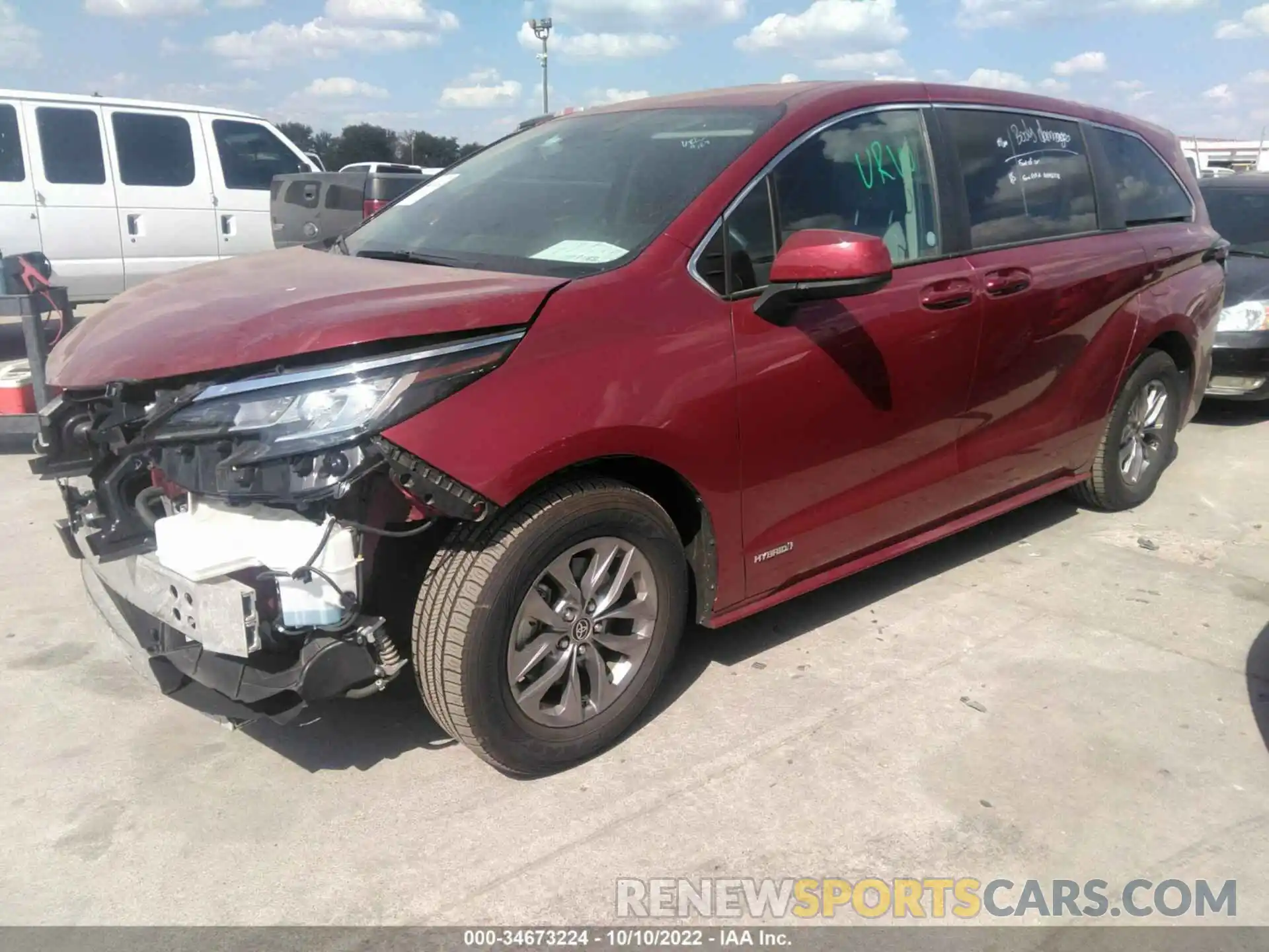 2 Photograph of a damaged car 5TDKRKEC7MS044903 TOYOTA SIENNA 2021