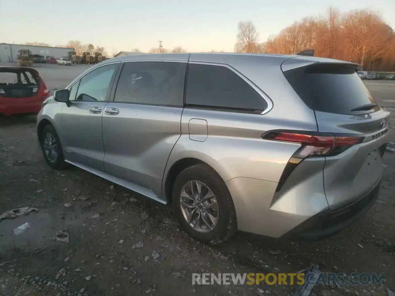 3 Photograph of a damaged car 5TDKRKEC7MS046778 TOYOTA SIENNA 2021