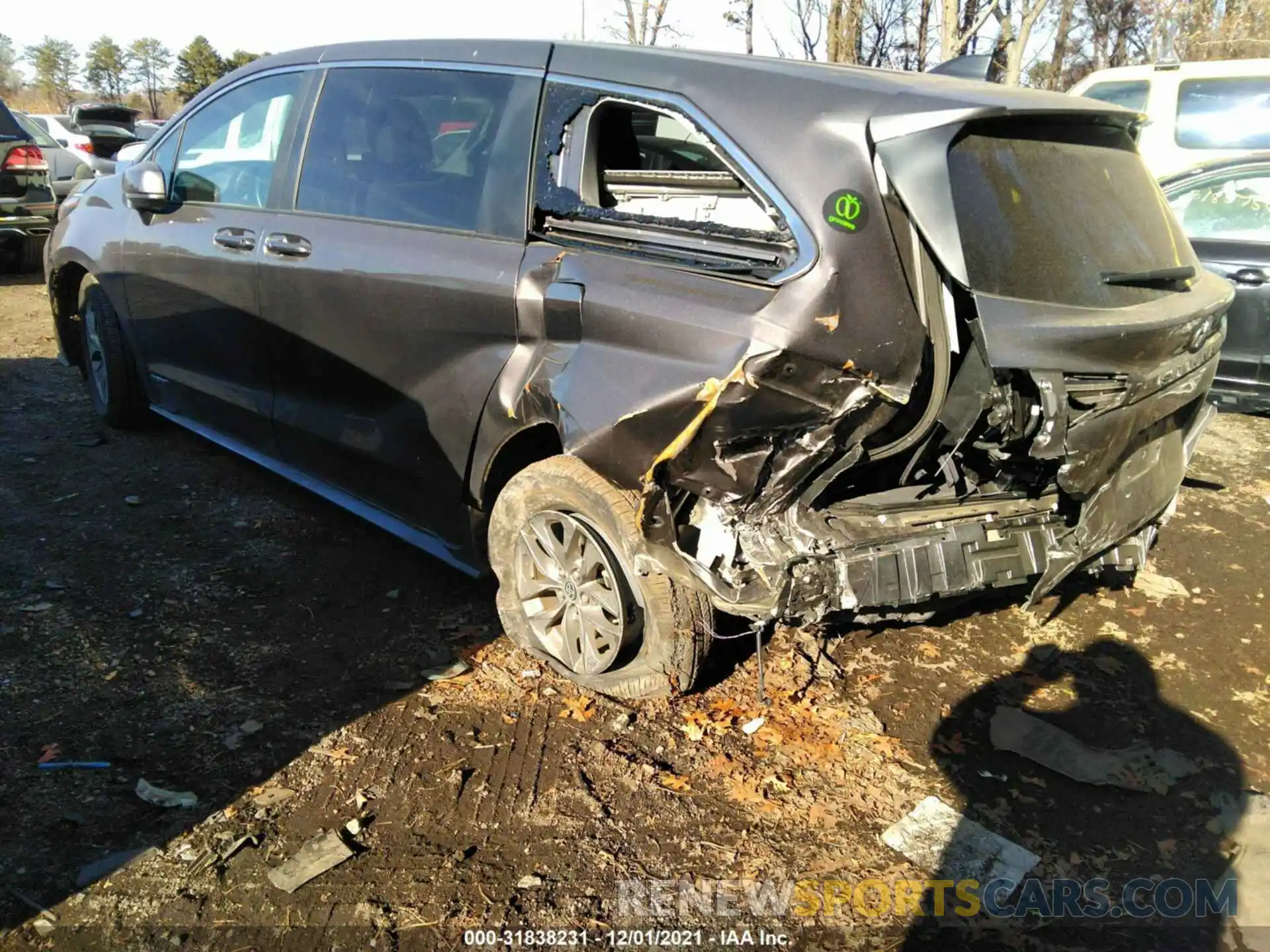 3 Фотография поврежденного автомобиля 5TDKRKEC8MS008475 TOYOTA SIENNA 2021