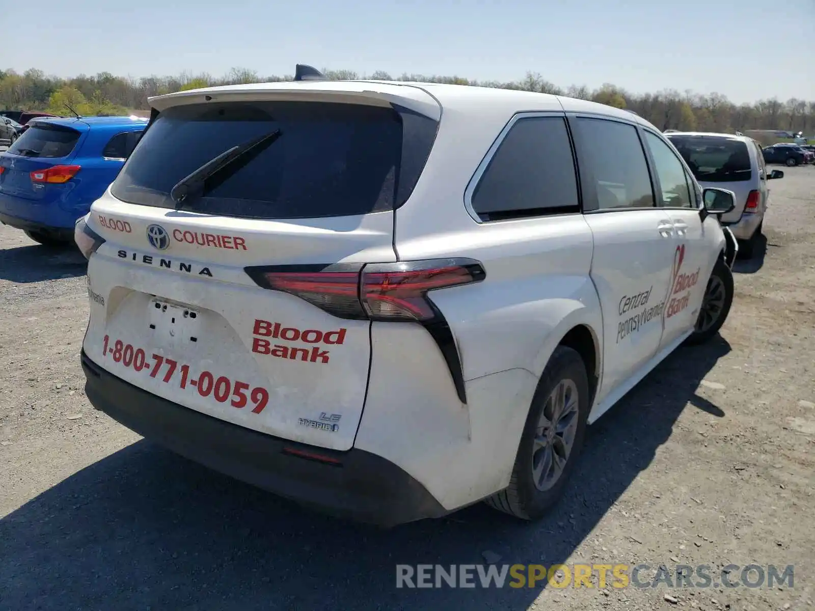 4 Photograph of a damaged car 5TDKRKEC8MS011392 TOYOTA SIENNA 2021