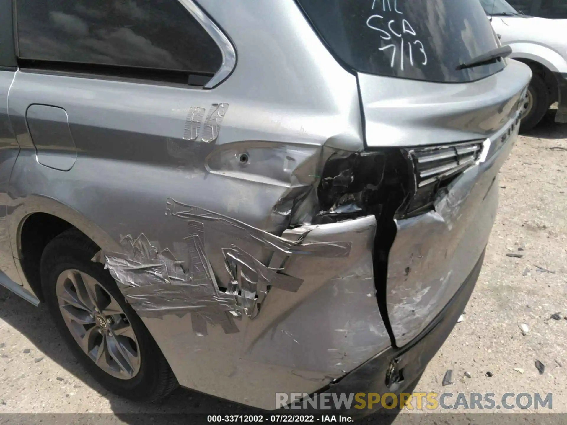 6 Photograph of a damaged car 5TDKRKEC8MS018214 TOYOTA SIENNA 2021