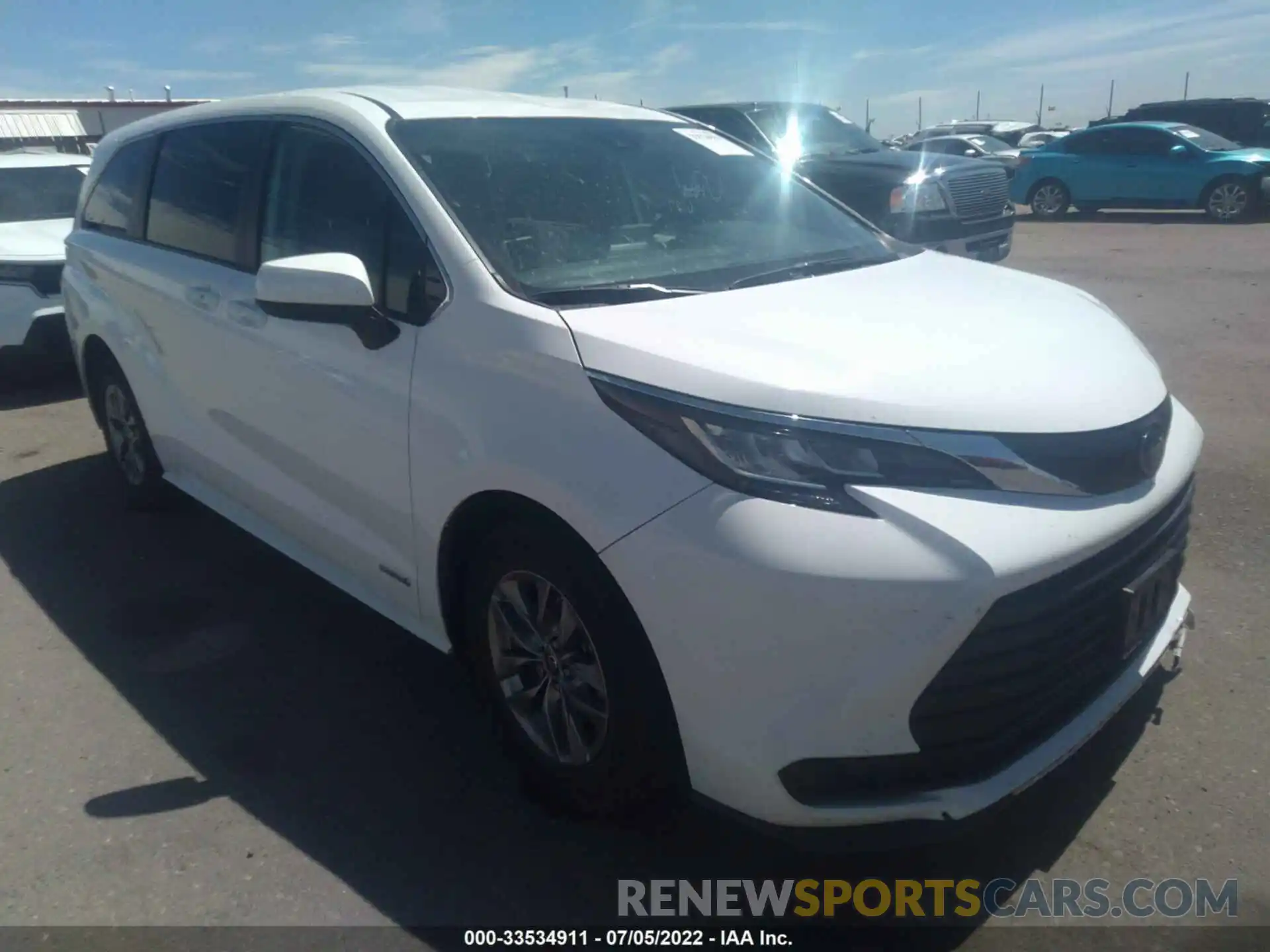 1 Photograph of a damaged car 5TDKRKEC8MS046479 TOYOTA SIENNA 2021