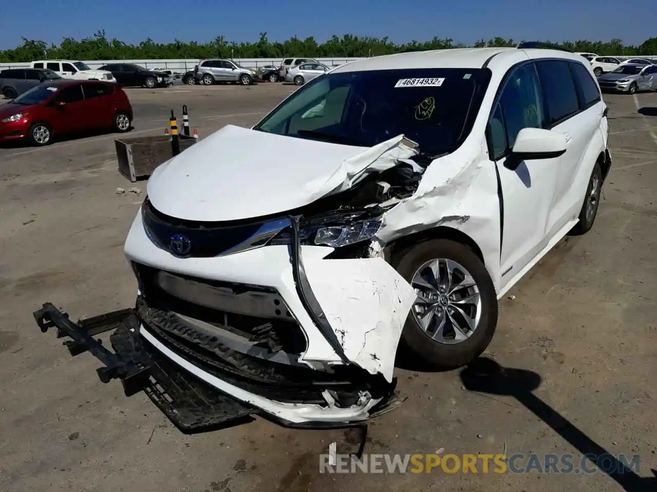 2 Photograph of a damaged car 5TDKRKEC9MS006492 TOYOTA SIENNA 2021