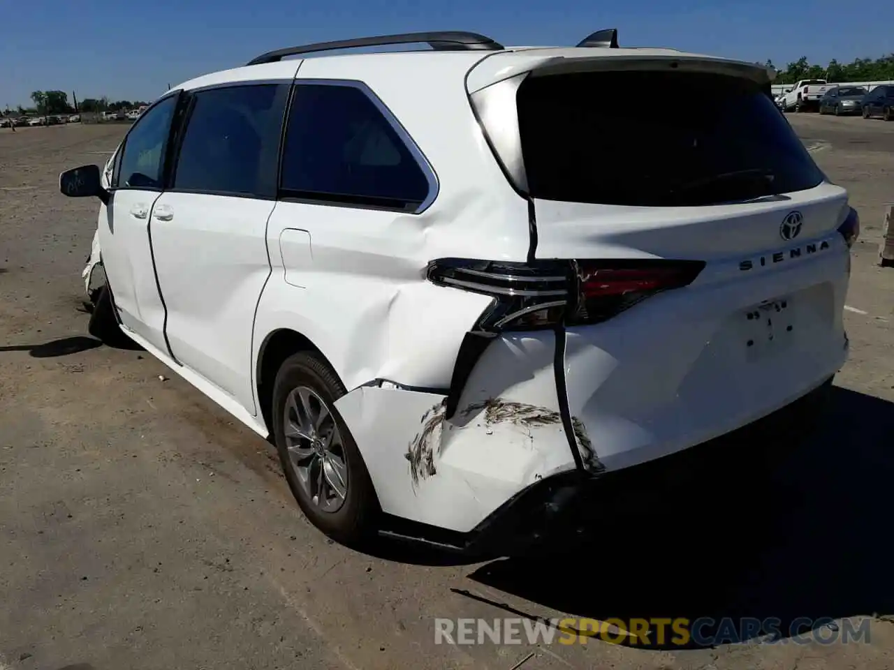 3 Photograph of a damaged car 5TDKRKEC9MS006492 TOYOTA SIENNA 2021