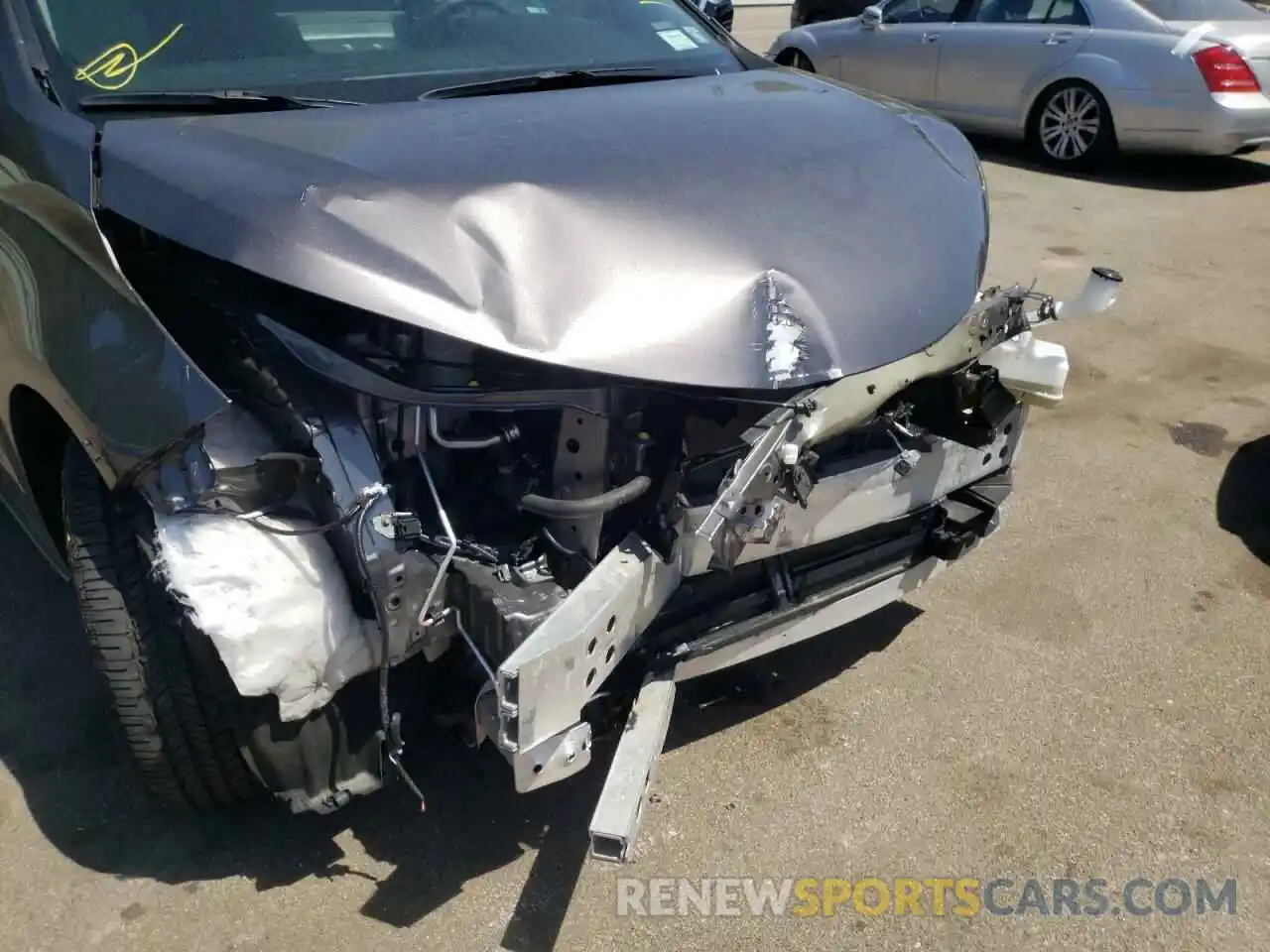 9 Photograph of a damaged car 5TDKRKEC9MS007559 TOYOTA SIENNA 2021