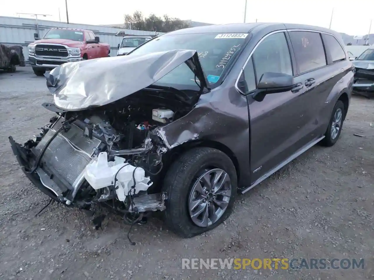 2 Photograph of a damaged car 5TDKRKEC9MS019033 TOYOTA SIENNA 2021