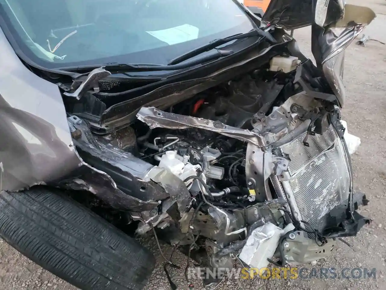 7 Photograph of a damaged car 5TDKRKEC9MS019033 TOYOTA SIENNA 2021