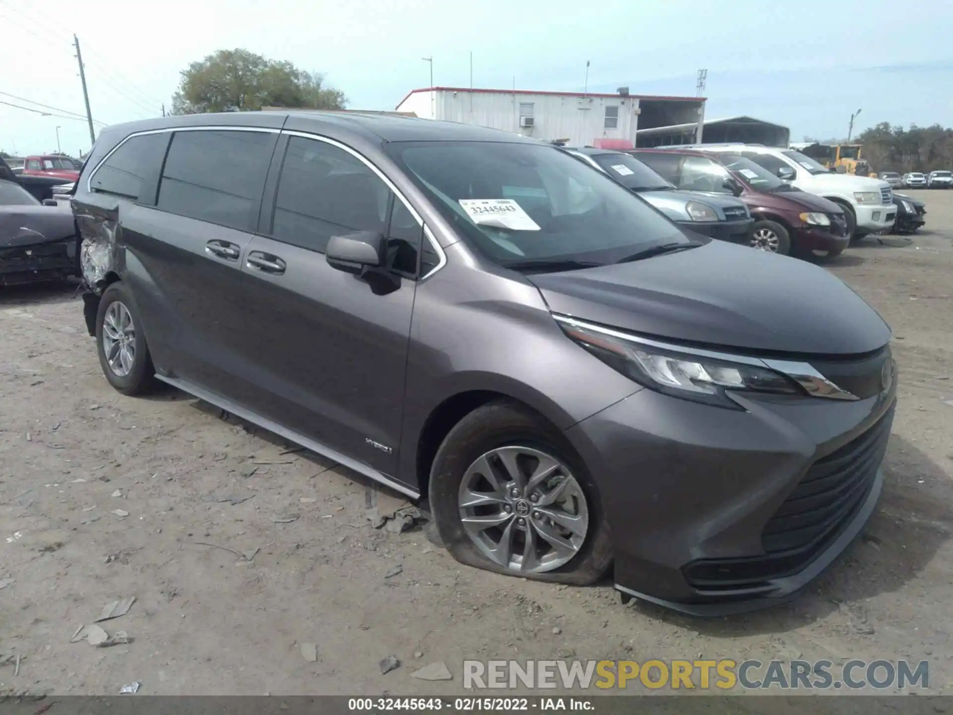 1 Photograph of a damaged car 5TDKRKEC9MS027858 TOYOTA SIENNA 2021