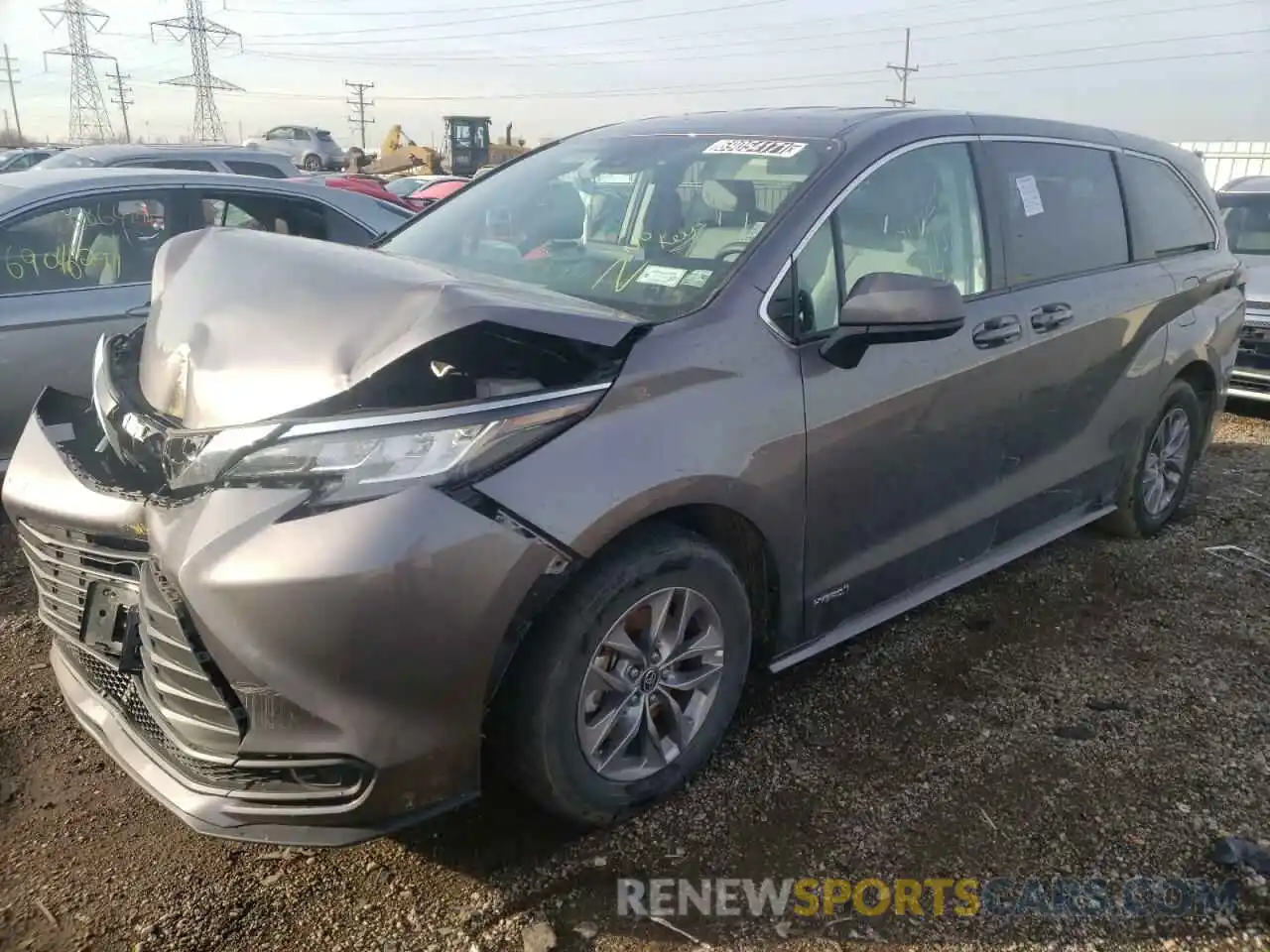 2 Photograph of a damaged car 5TDKRKEC9MS043560 TOYOTA SIENNA 2021