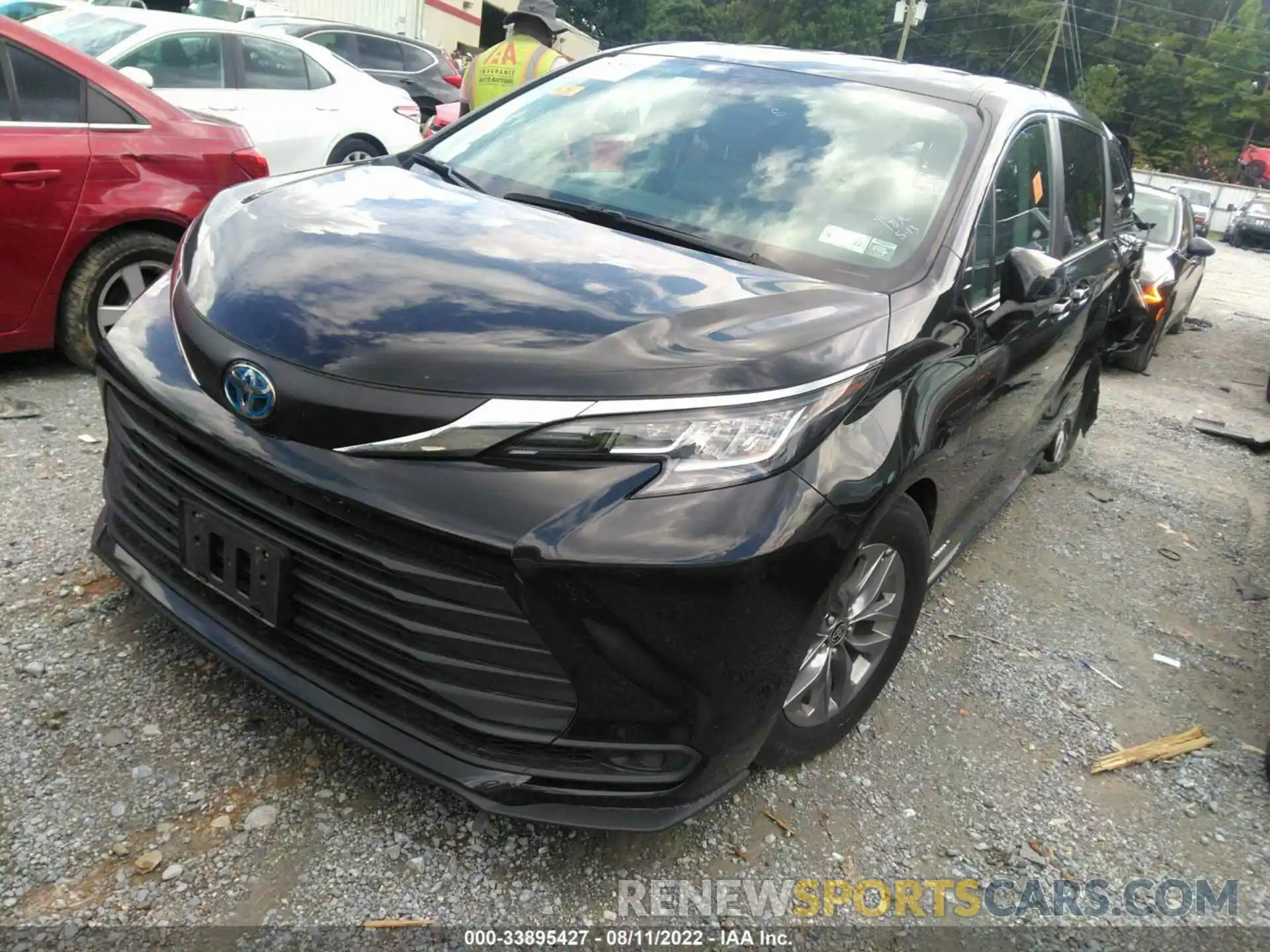 2 Photograph of a damaged car 5TDKRKEC9MS043798 TOYOTA SIENNA 2021