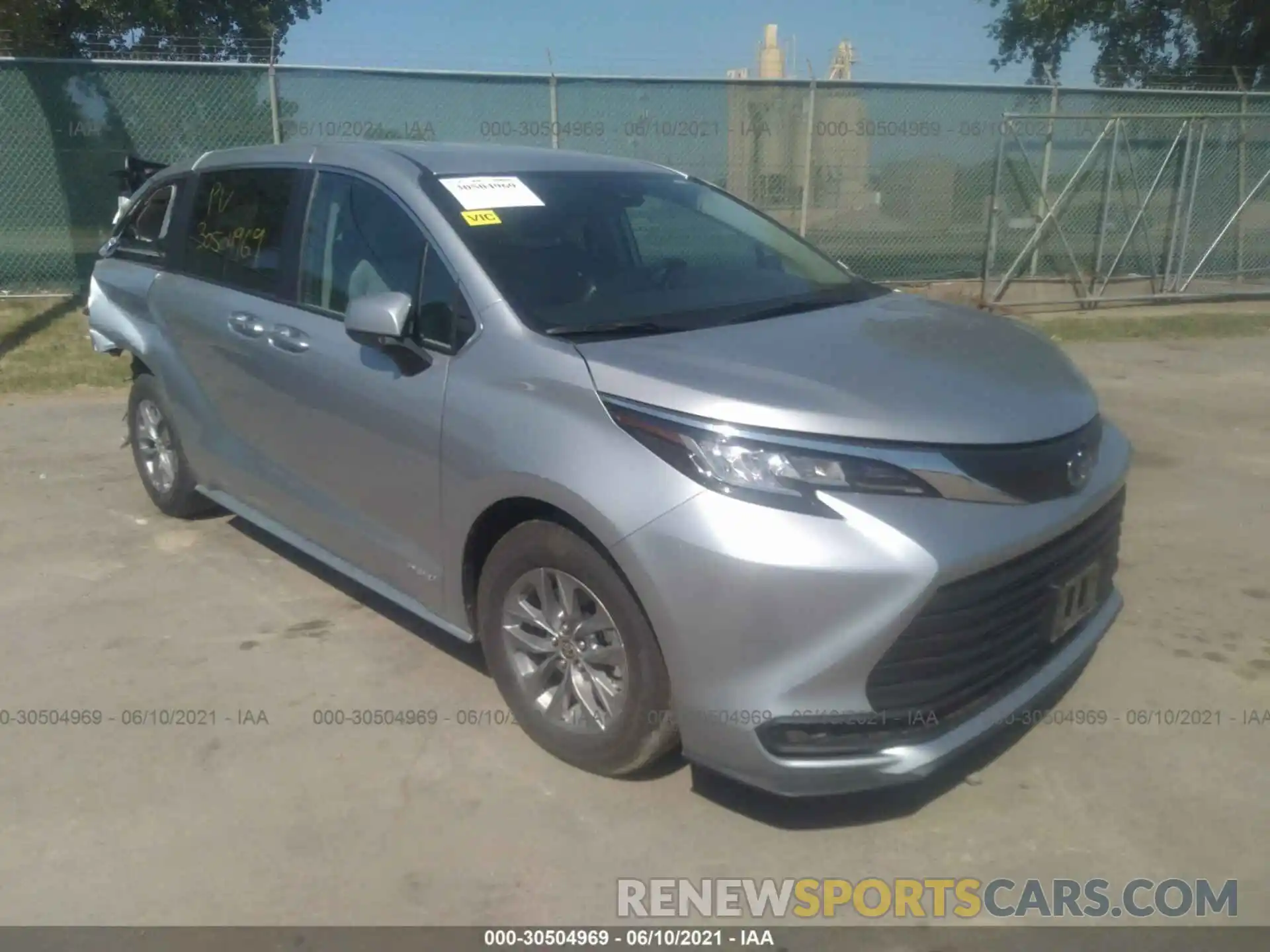 1 Фотография поврежденного автомобиля 5TDKRKECXMS024791 TOYOTA SIENNA 2021