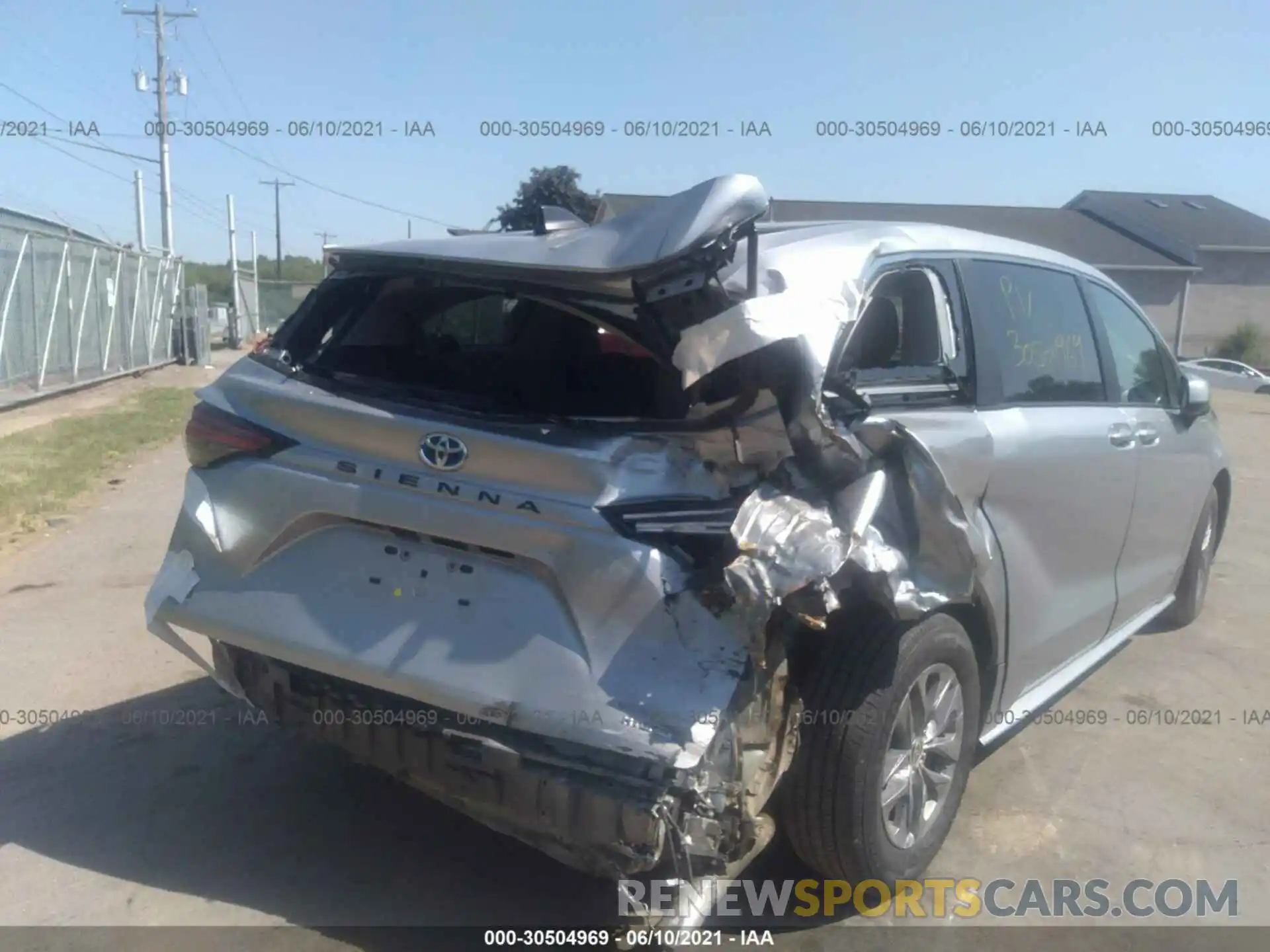 6 Photograph of a damaged car 5TDKRKECXMS024791 TOYOTA SIENNA 2021