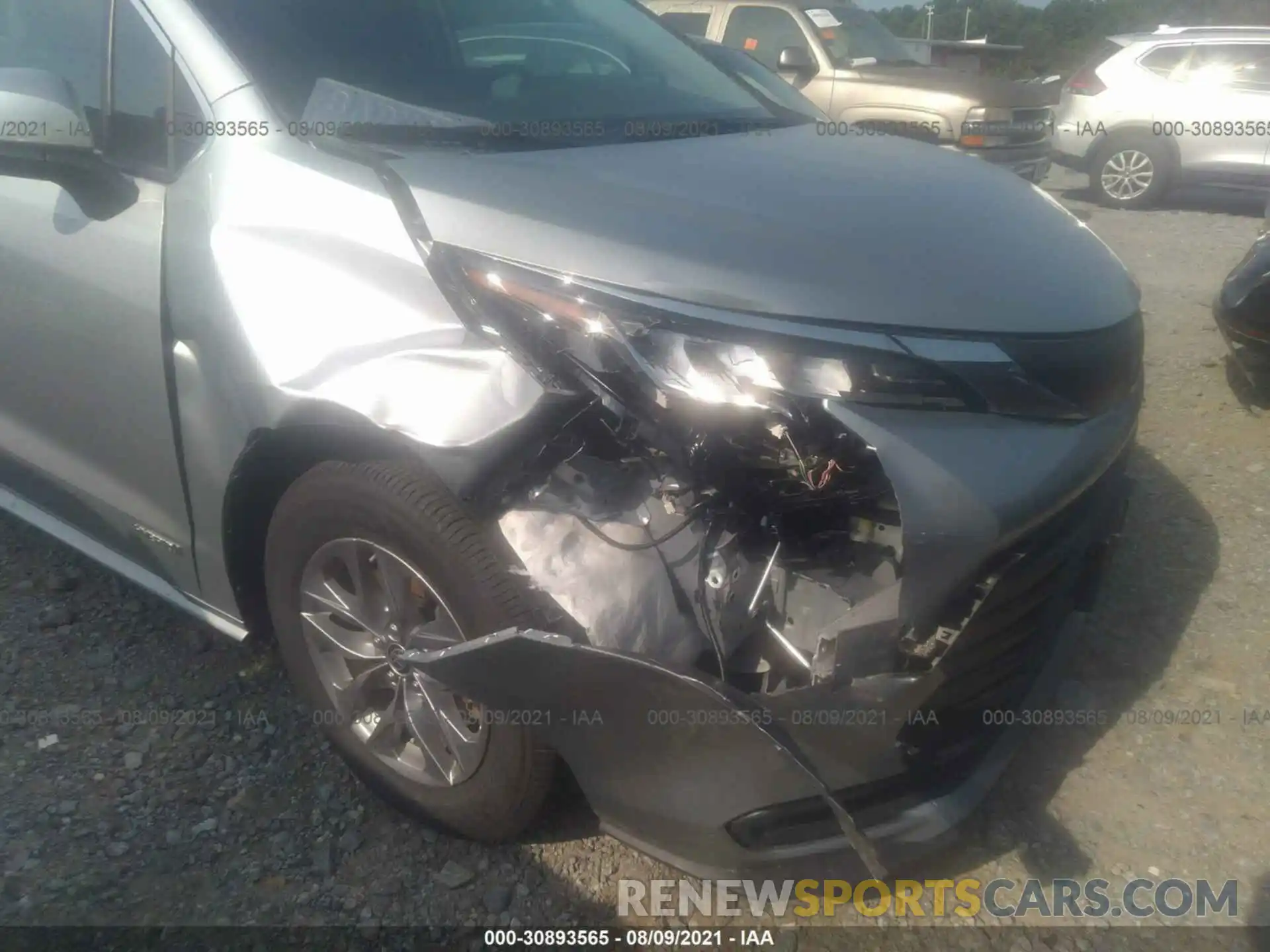 6 Photograph of a damaged car 5TDKRKECXMS028503 TOYOTA SIENNA 2021