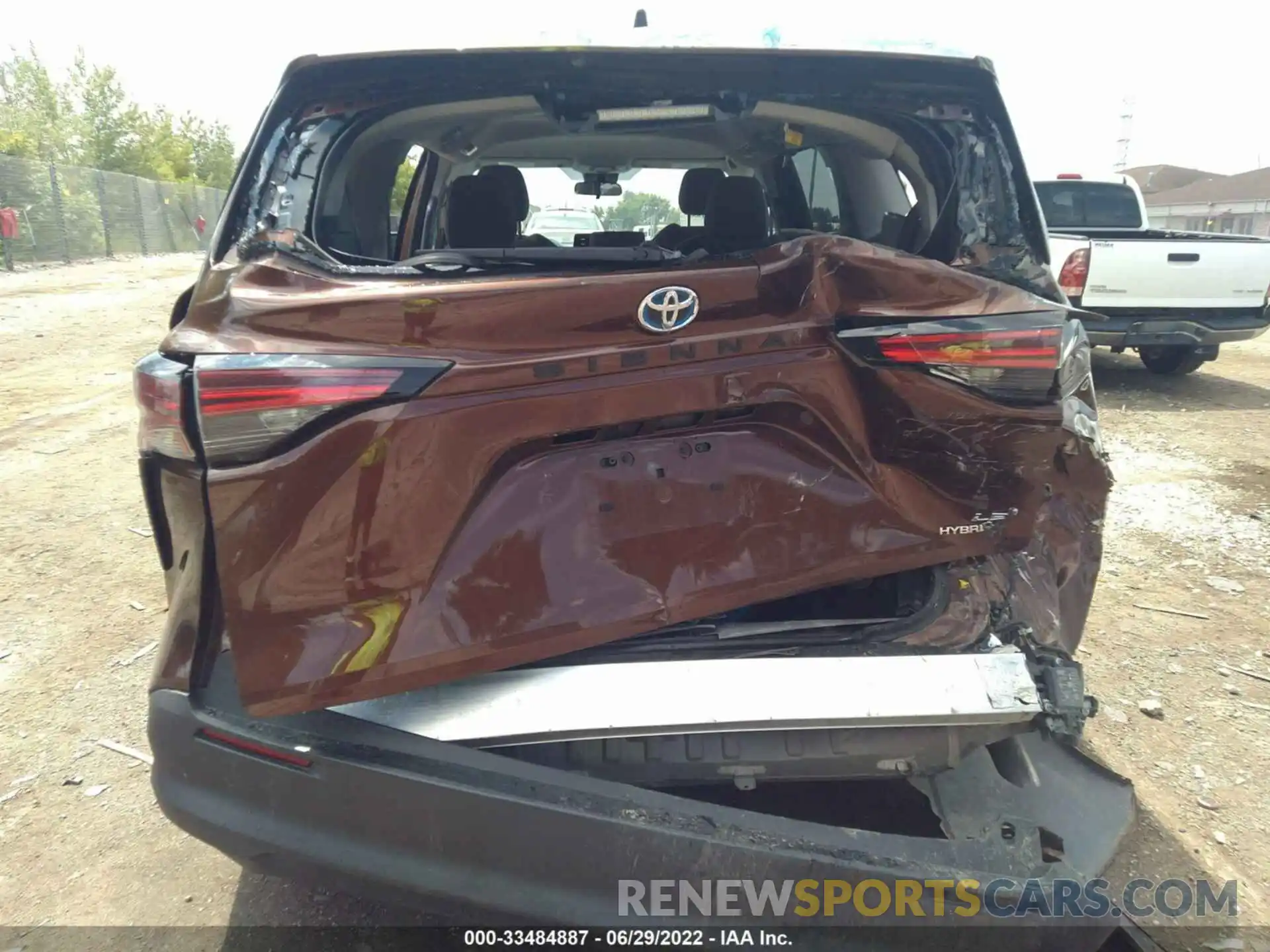 6 Photograph of a damaged car 5TDKRKECXMS031983 TOYOTA SIENNA 2021