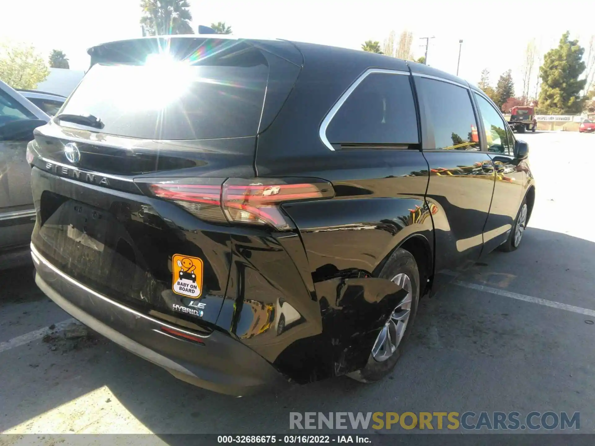 4 Фотография поврежденного автомобиля 5TDKRKECXMS035094 TOYOTA SIENNA 2021