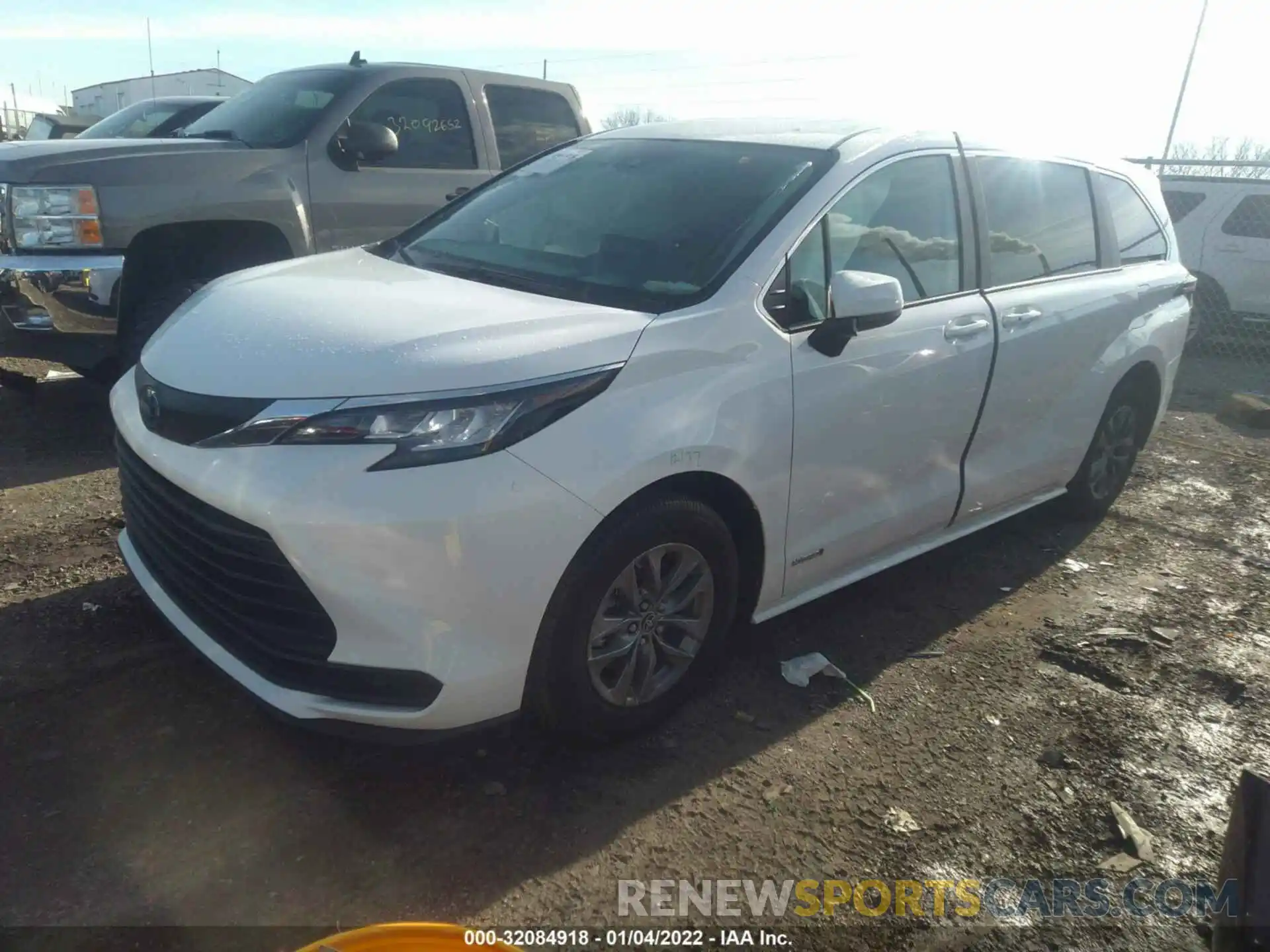 2 Фотография поврежденного автомобиля 5TDKRKECXMS038271 TOYOTA SIENNA 2021