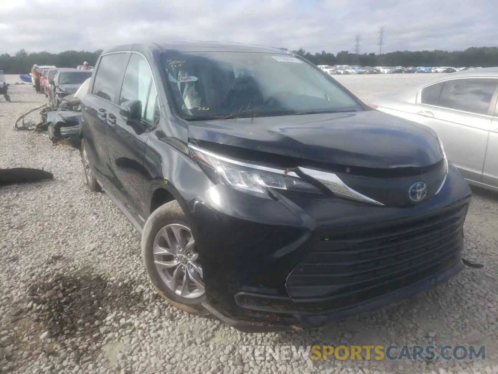 1 Photograph of a damaged car 5TDKRKECXMS040473 TOYOTA SIENNA 2021