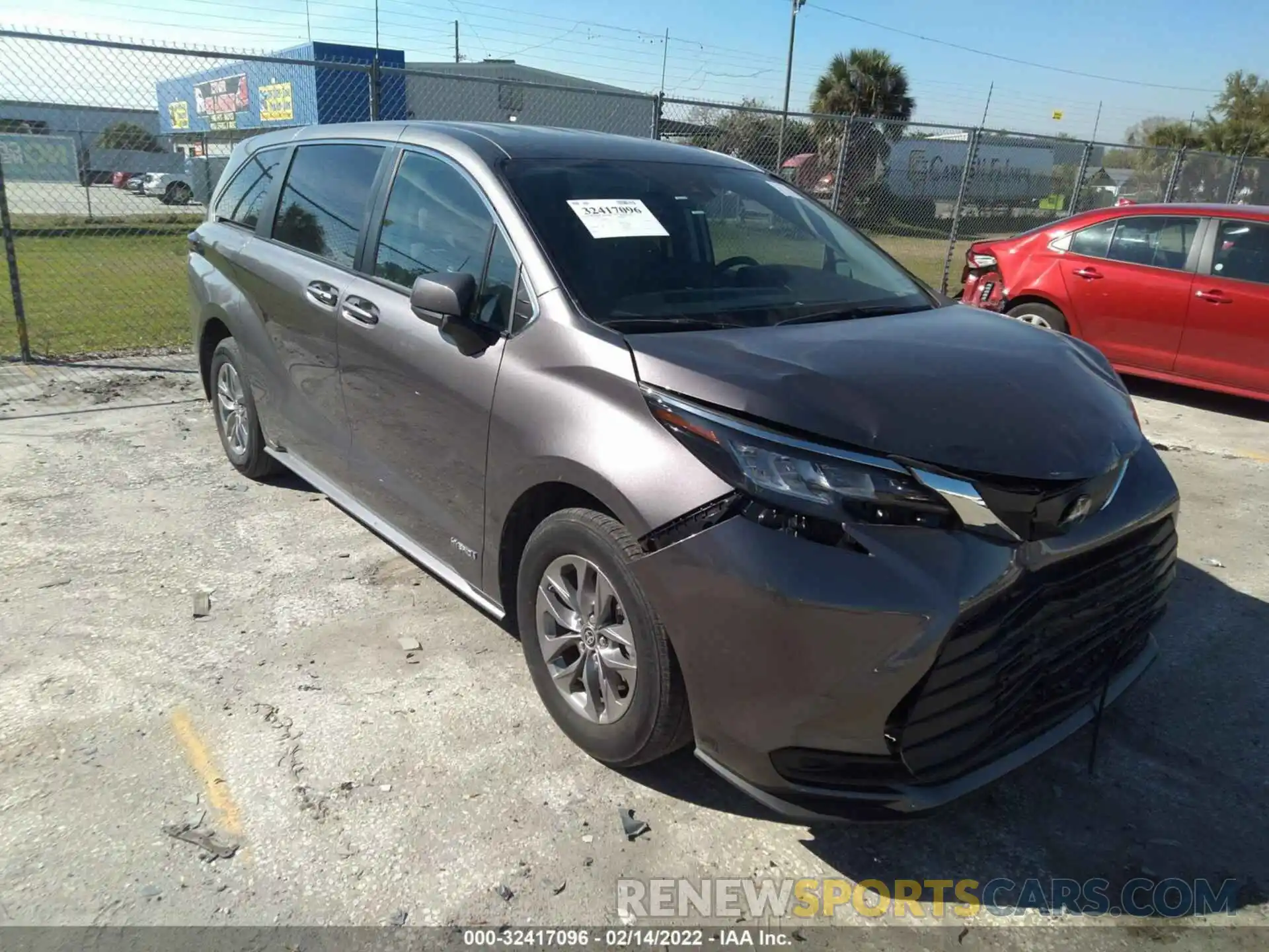 1 Photograph of a damaged car 5TDKRKECXMS044944 TOYOTA SIENNA 2021