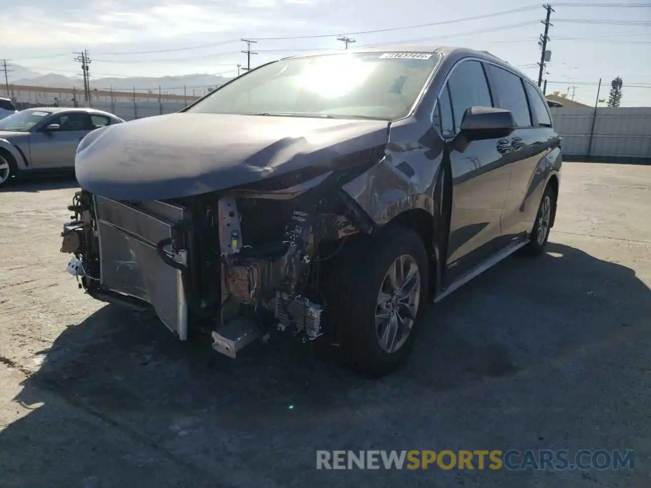 2 Photograph of a damaged car 5TDKSKFC2MS033231 TOYOTA SIENNA 2021